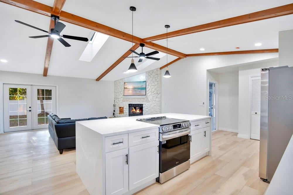 Image 10 of 32 For 771 Tumblebrook Drive