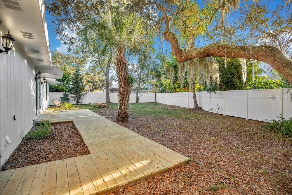 Image 24 of 32 For 771 Tumblebrook Drive