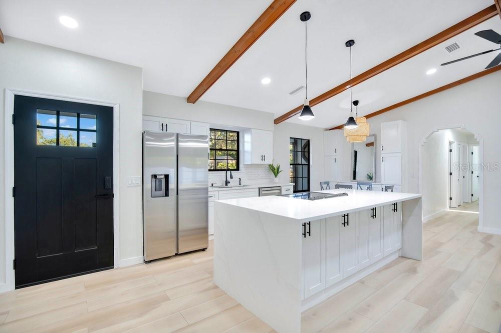 Image 4 of 32 For 771 Tumblebrook Drive