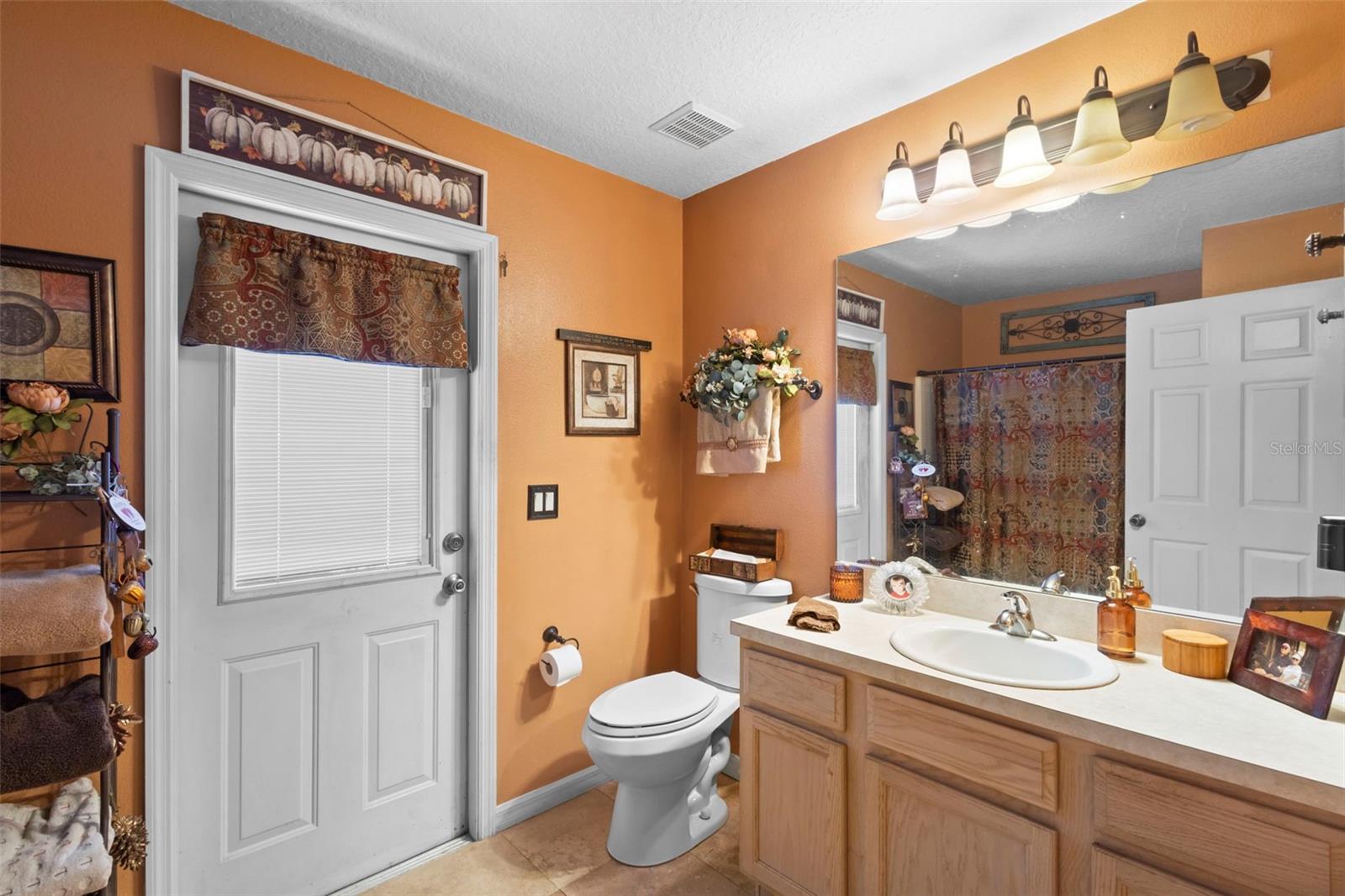 Image 29 of 39 For 310 Lake Forest Terrace