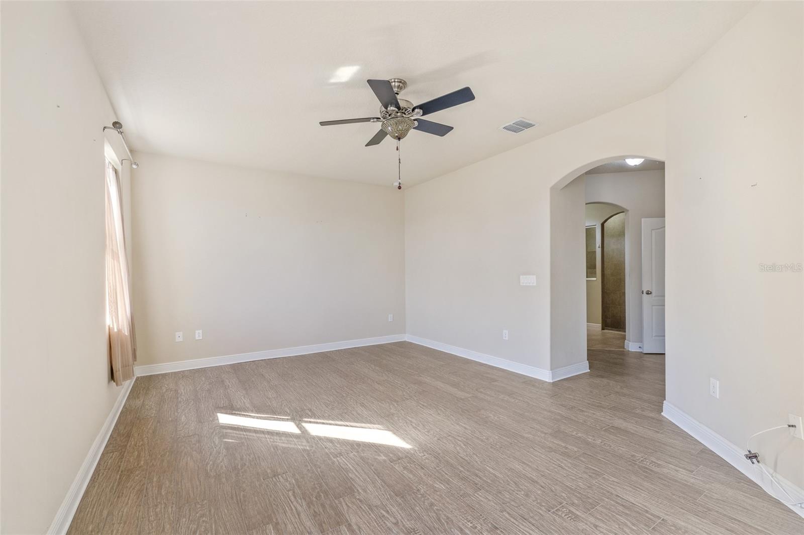 Image 13 of 43 For 3873 Dorsiere Avenue