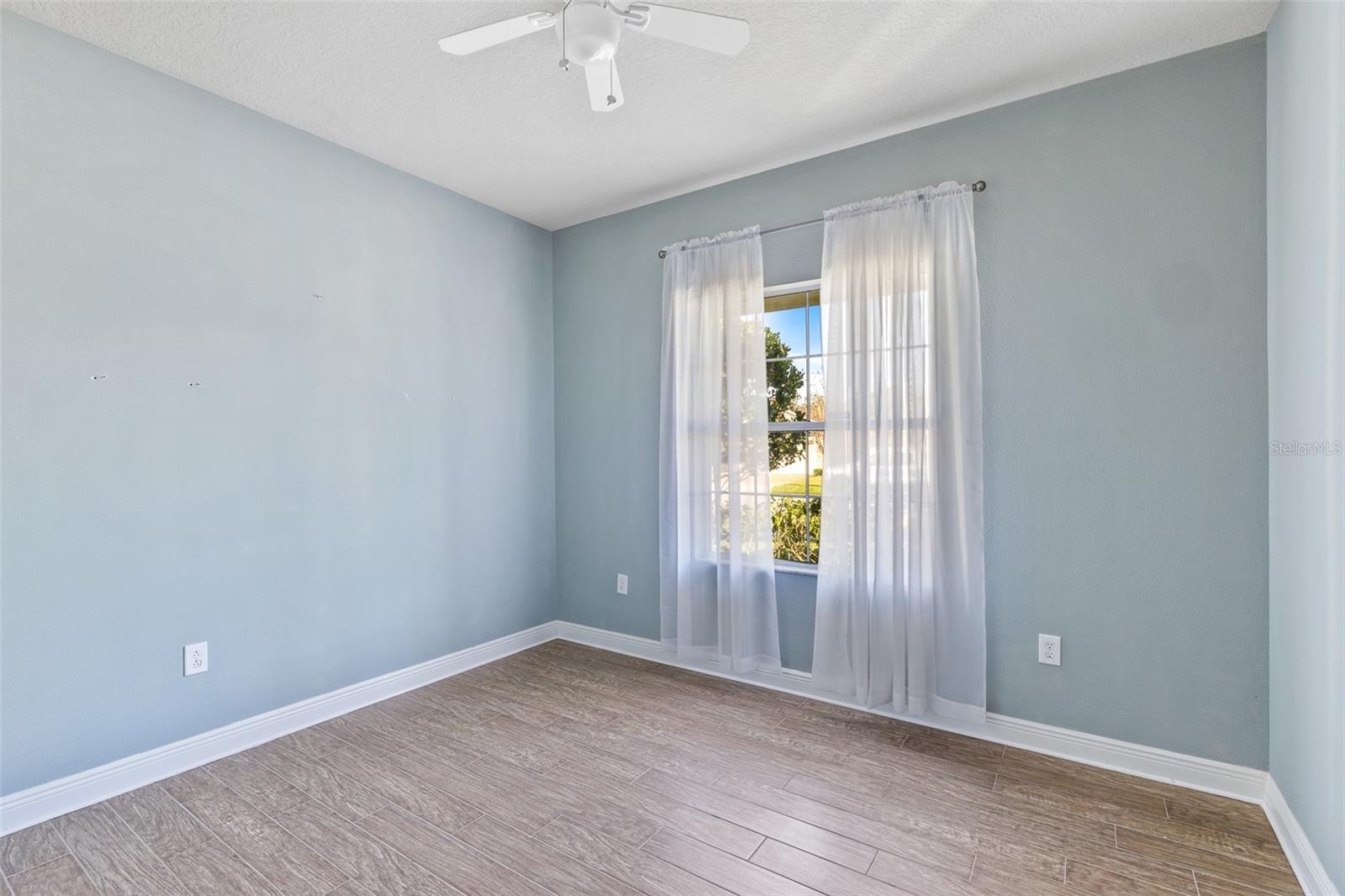 Image 19 of 43 For 3873 Dorsiere Avenue