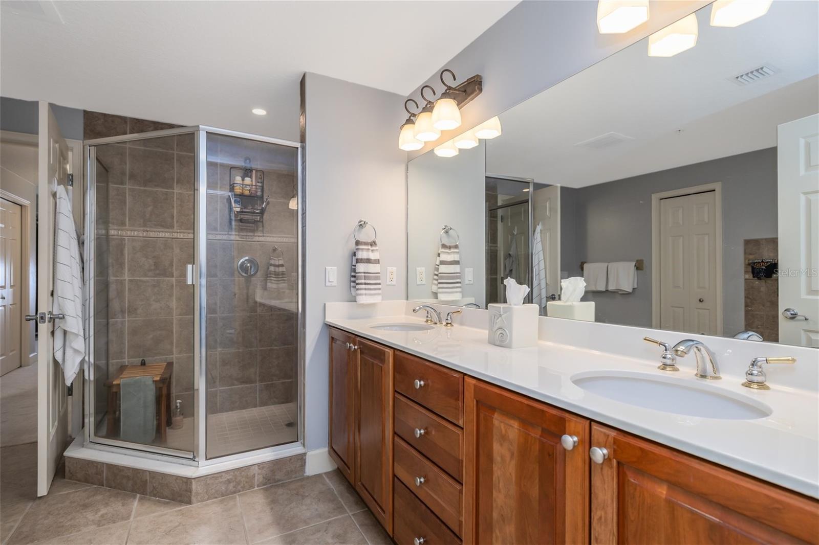 Image 23 of 58 For 2403 Atlantic Avenue 604