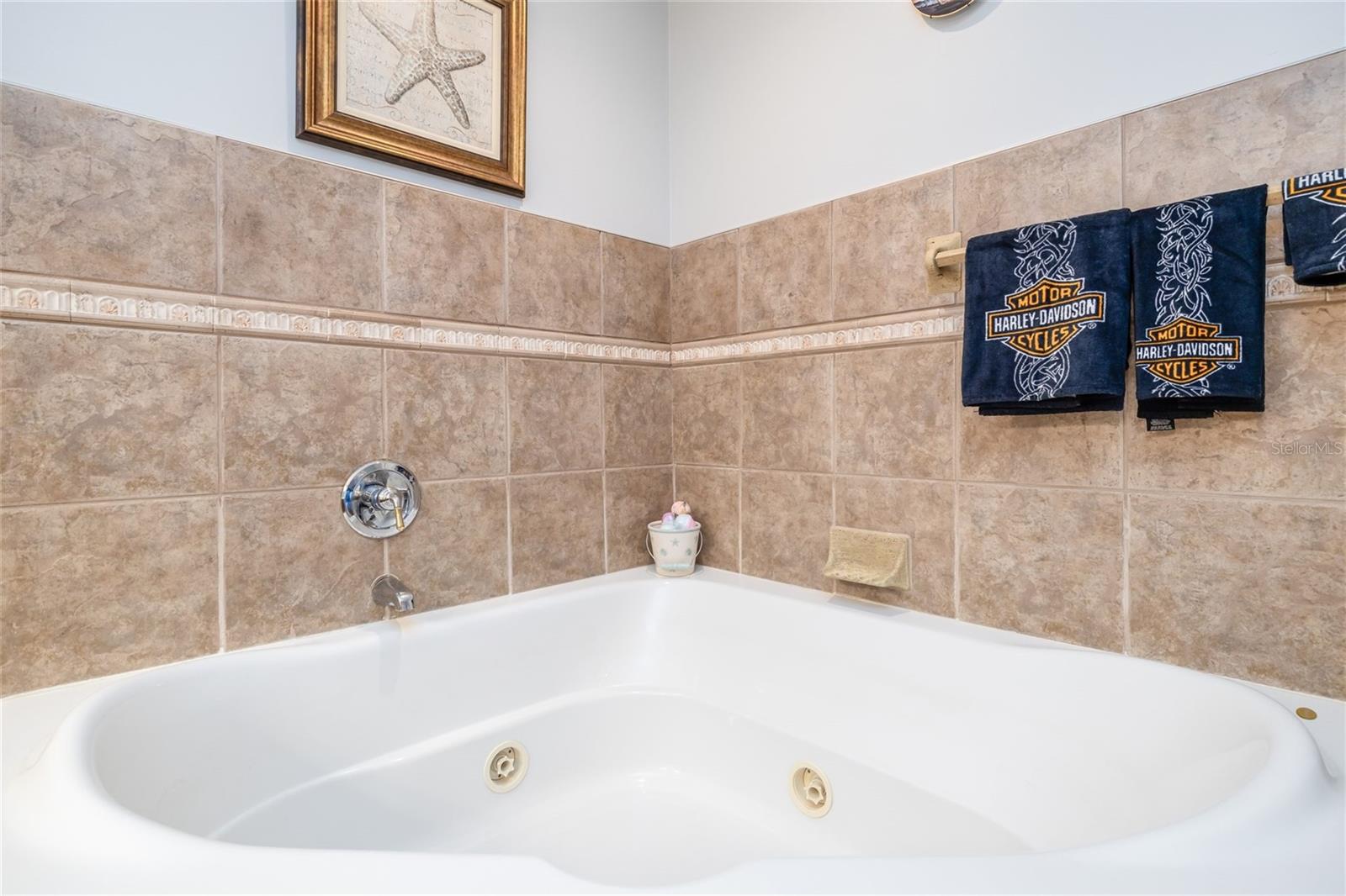 Image 24 of 58 For 2403 Atlantic Avenue 604