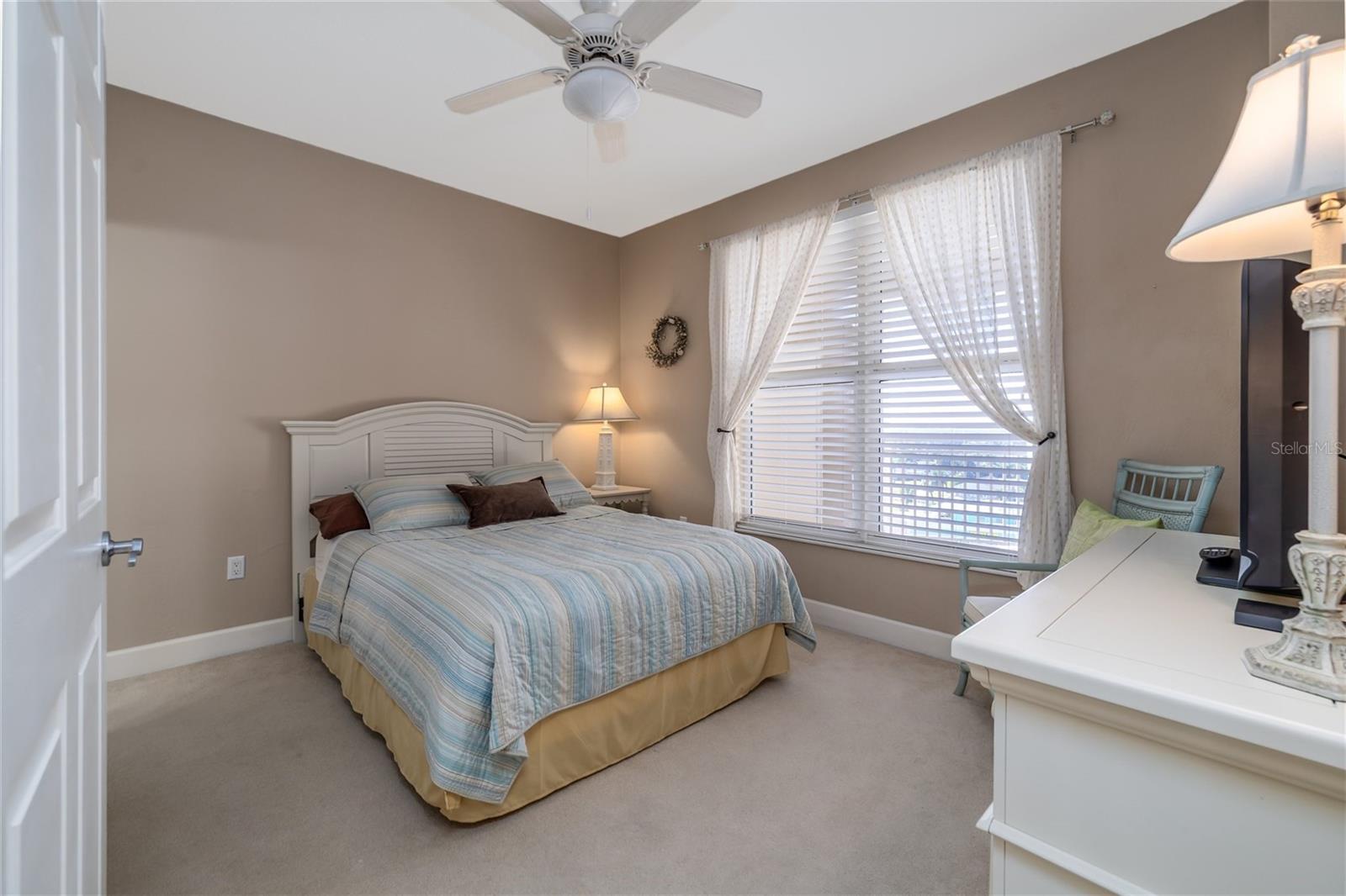 Image 25 of 58 For 2403 Atlantic Avenue 604