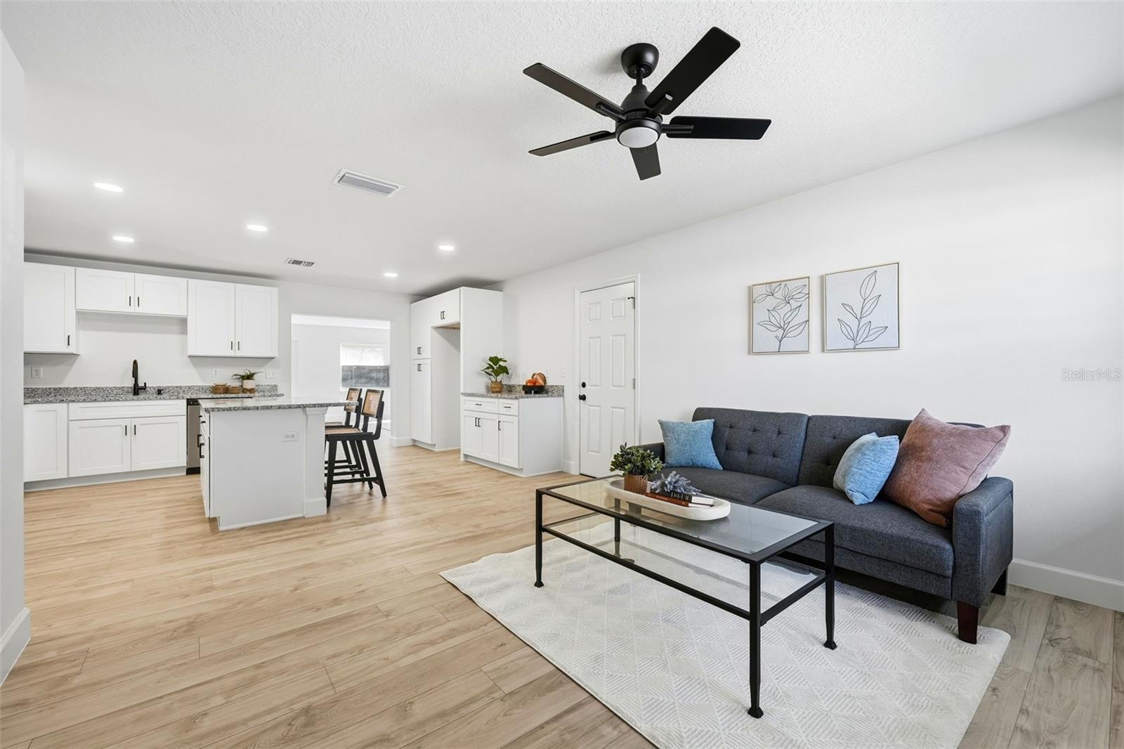 Image 2 of 32 For 516 Park Avenue