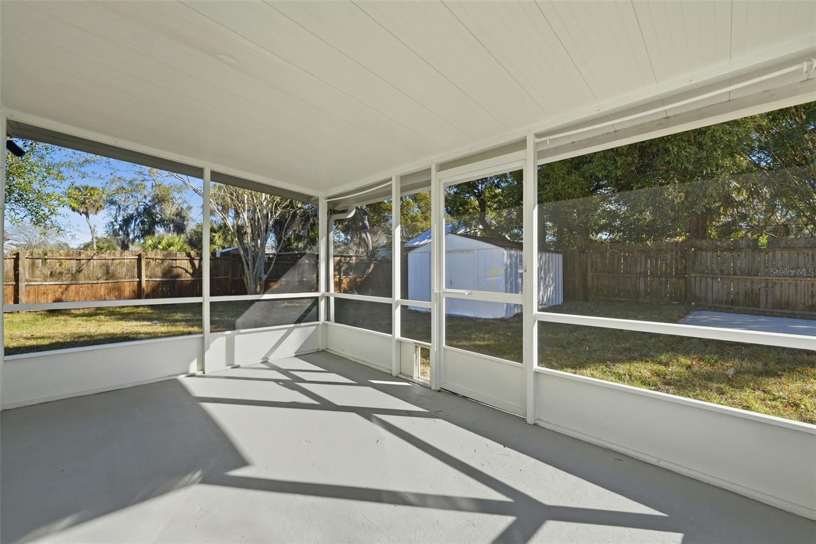 Image 24 of 32 For 516 Park Avenue