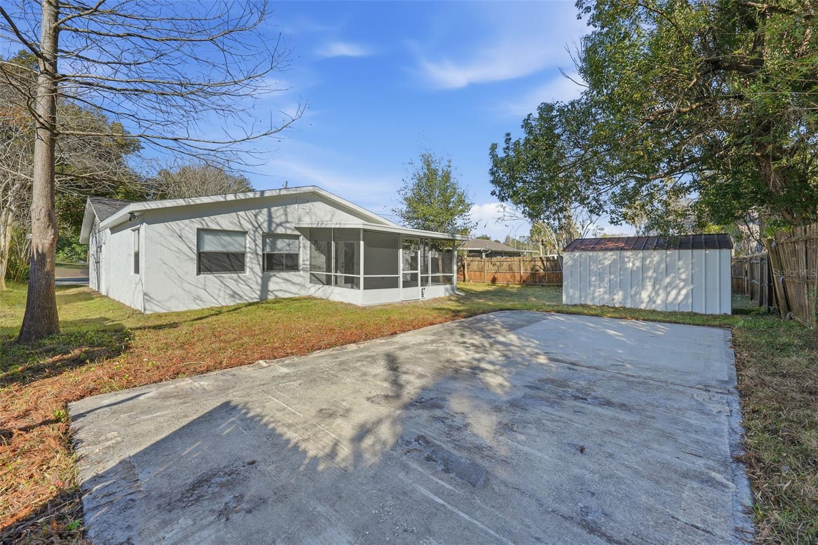 Image 28 of 32 For 516 Park Avenue