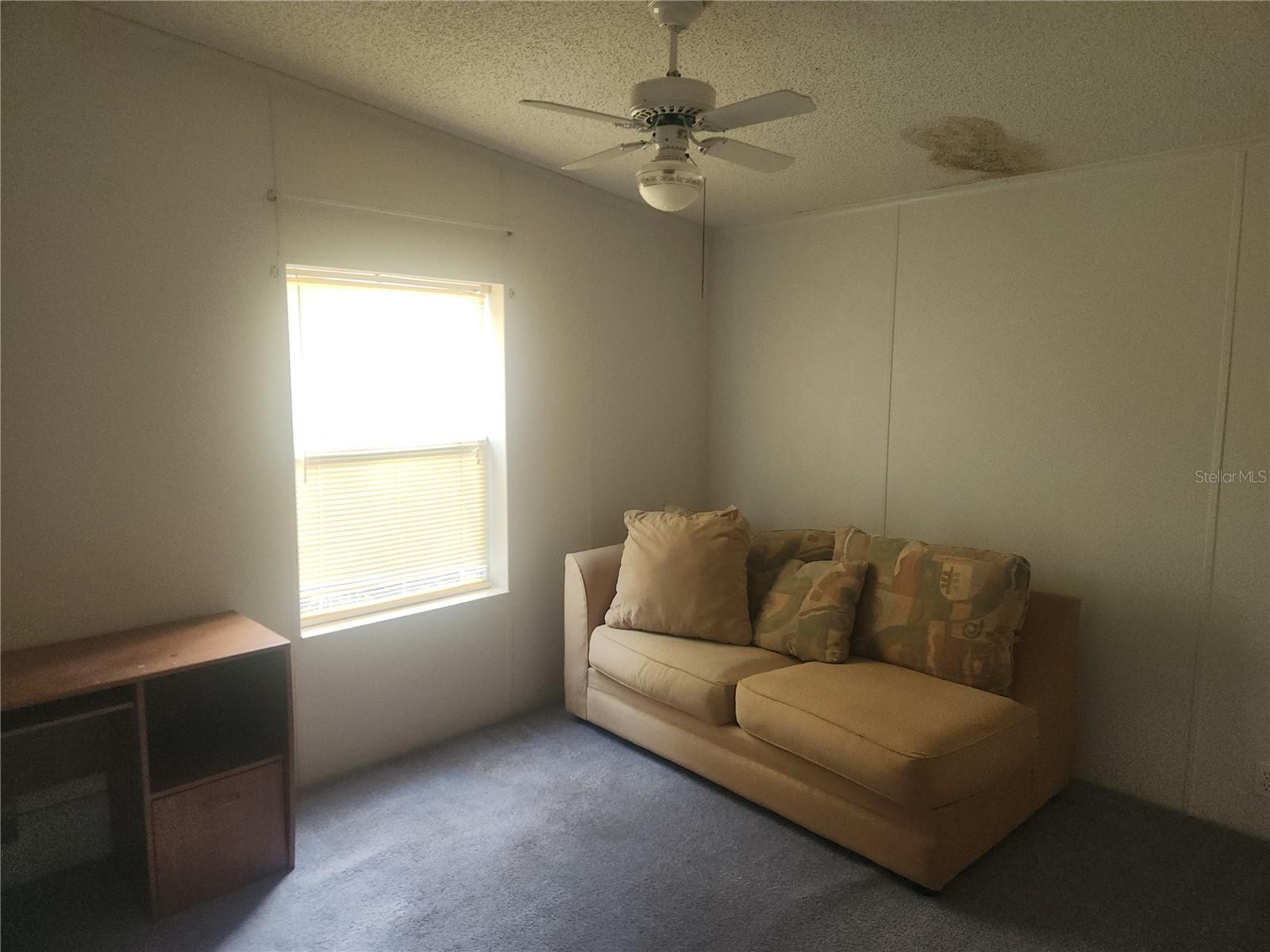 Image 15 of 27 For 384 Crescent Lake Shore Drive