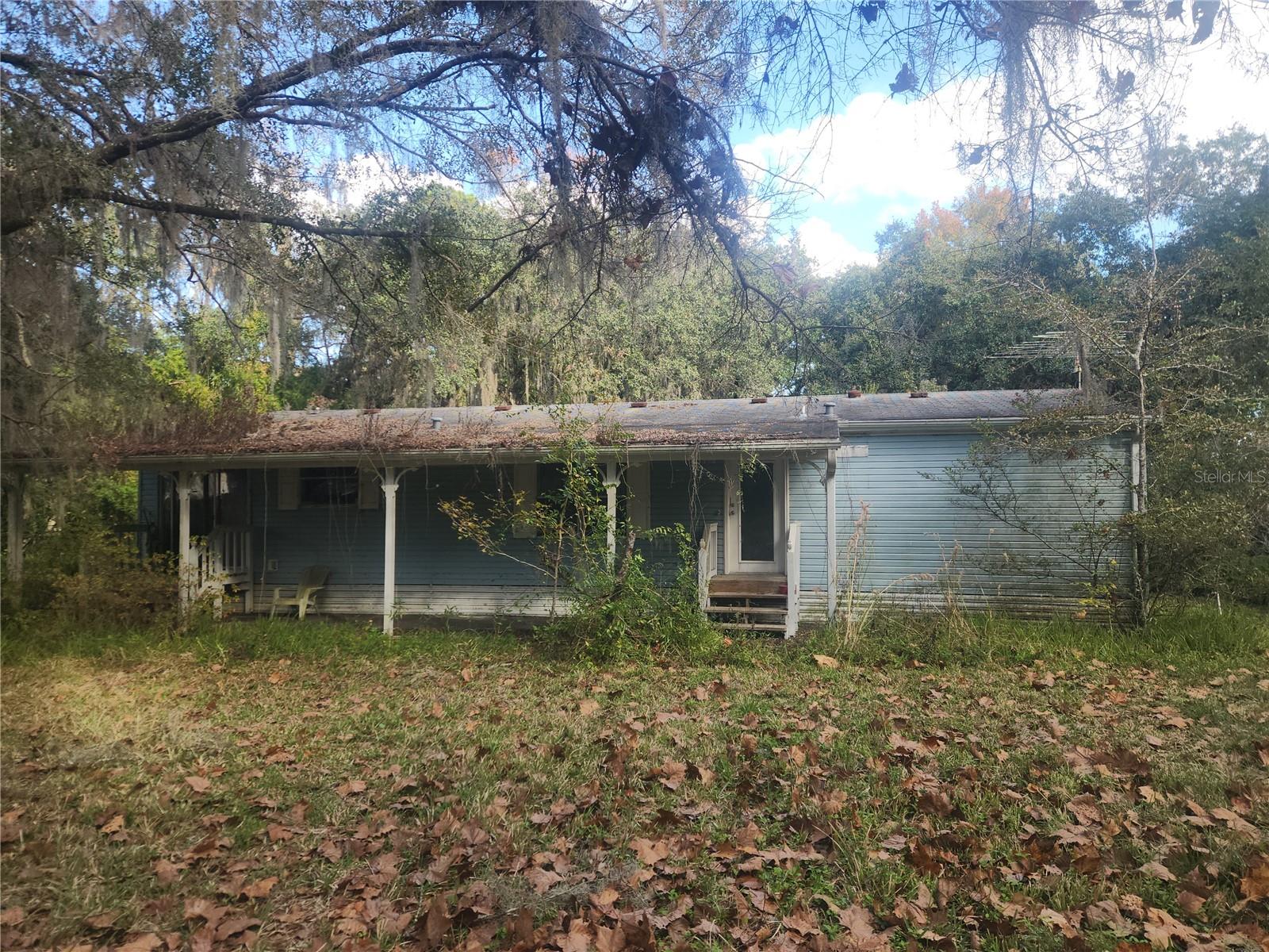 Image 24 of 27 For 384 Crescent Lake Shore Drive