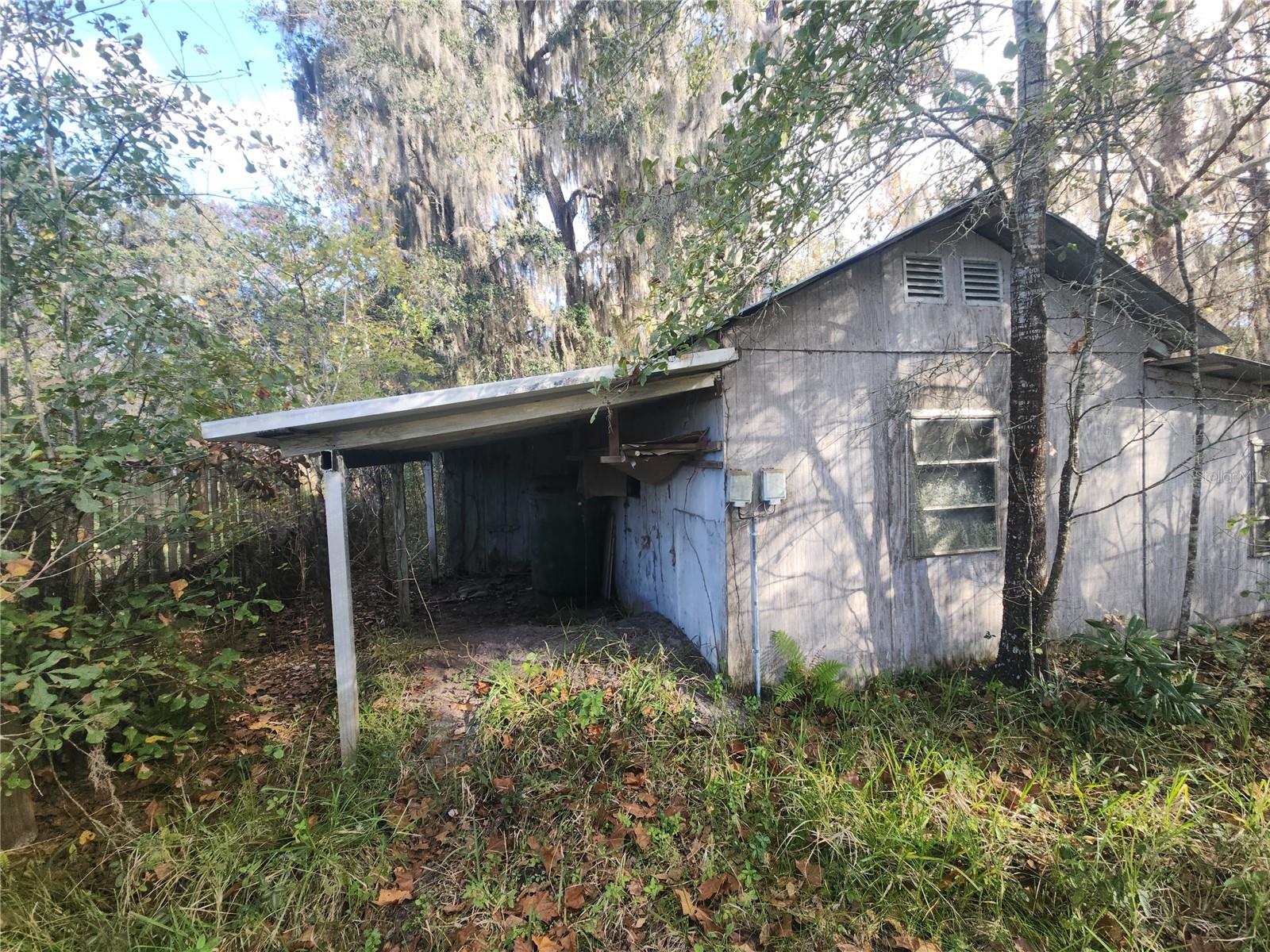 Image 26 of 27 For 384 Crescent Lake Shore Drive