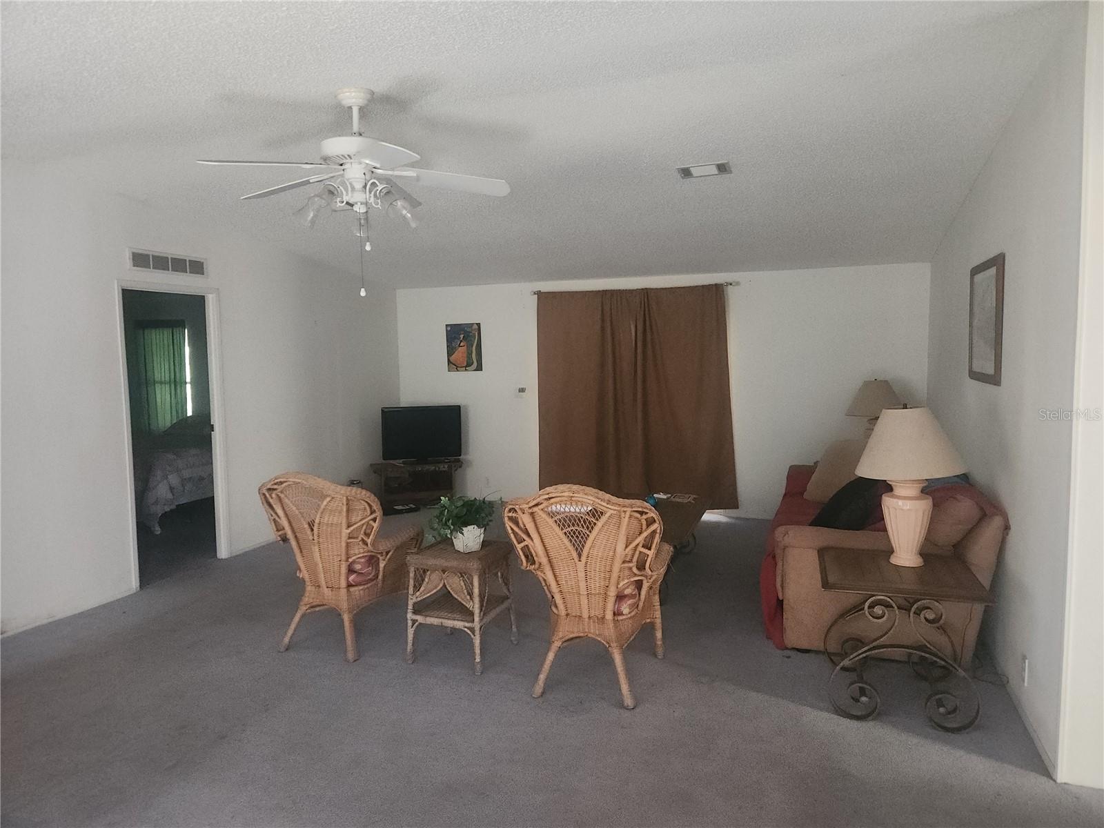 Image 4 of 27 For 384 Crescent Lake Shore Drive