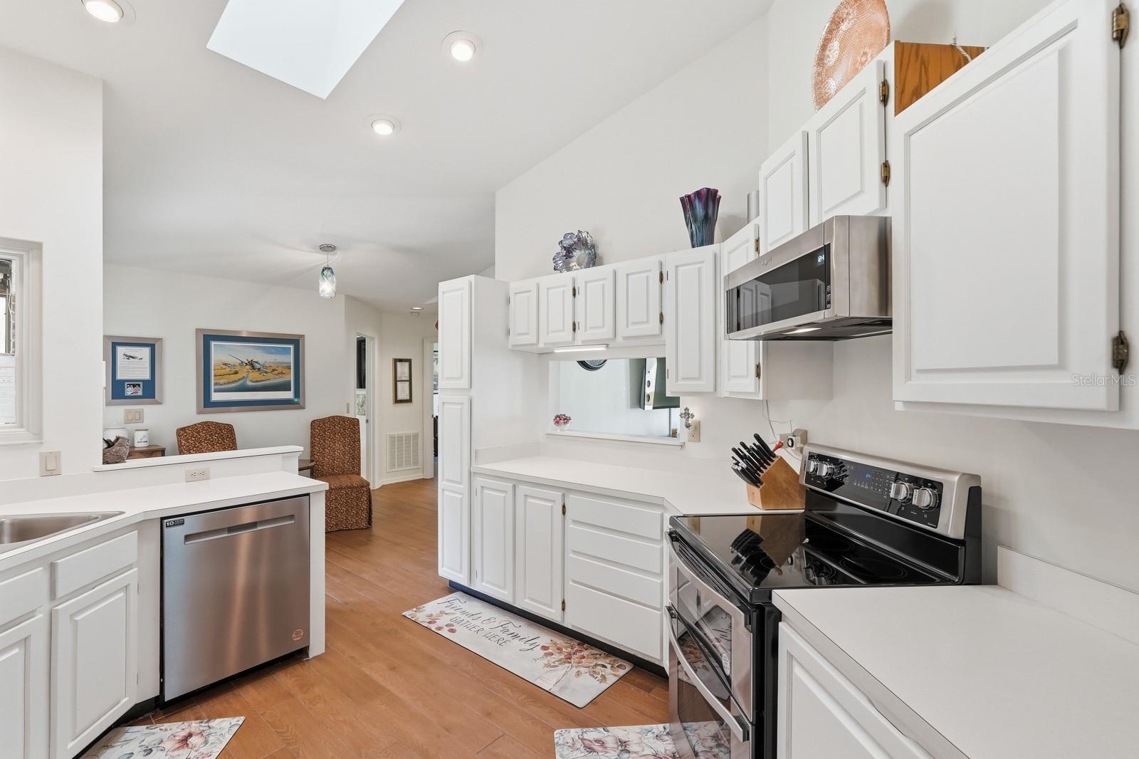 Image 20 of 75 For 460 Spring Forest Drive