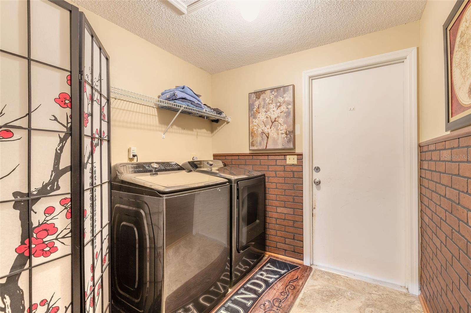 Image 27 of 49 For 1501 Dillard Road