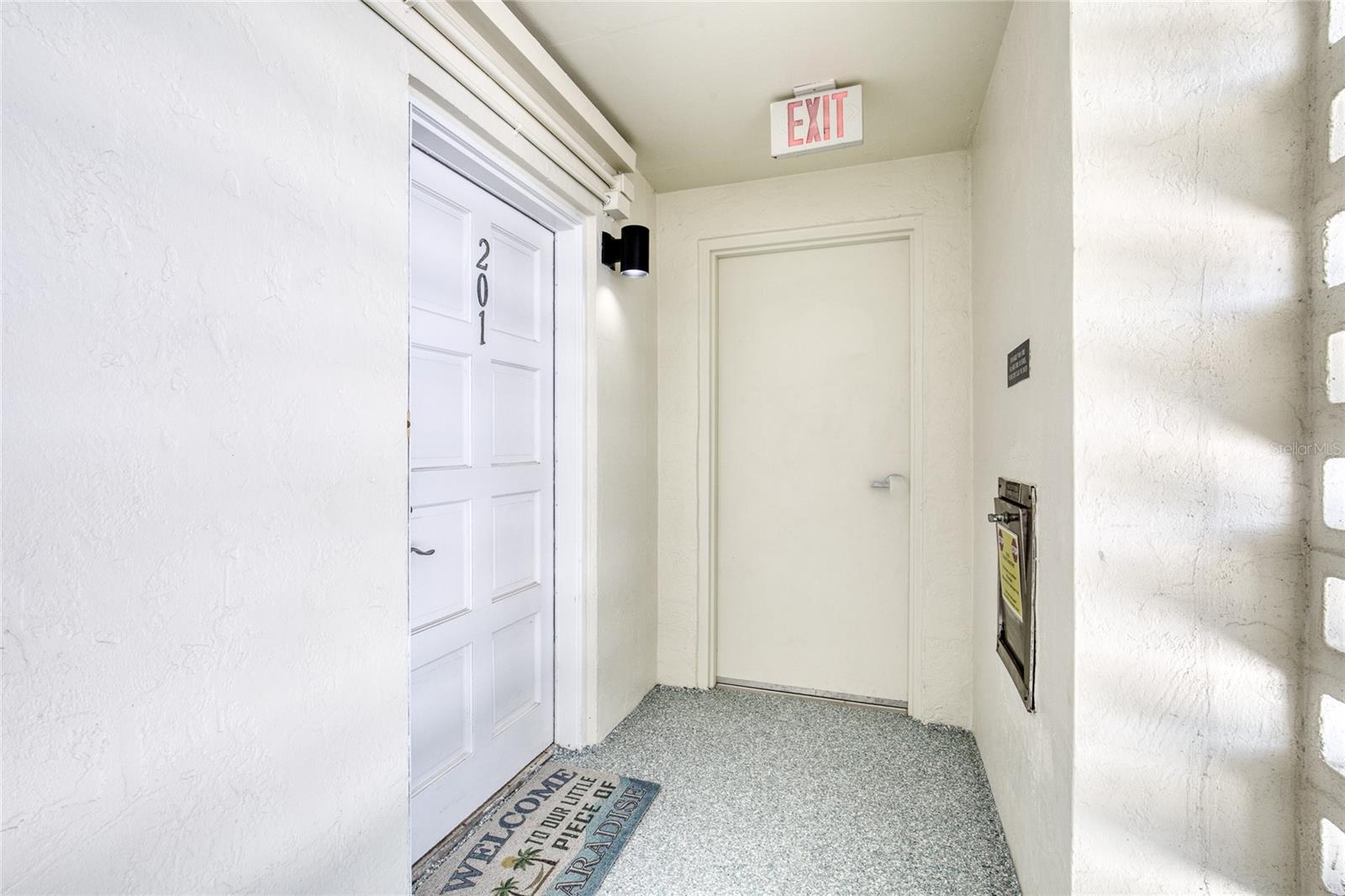 Image 2 of 44 For 915 Ocean Shore Boulevard 2010