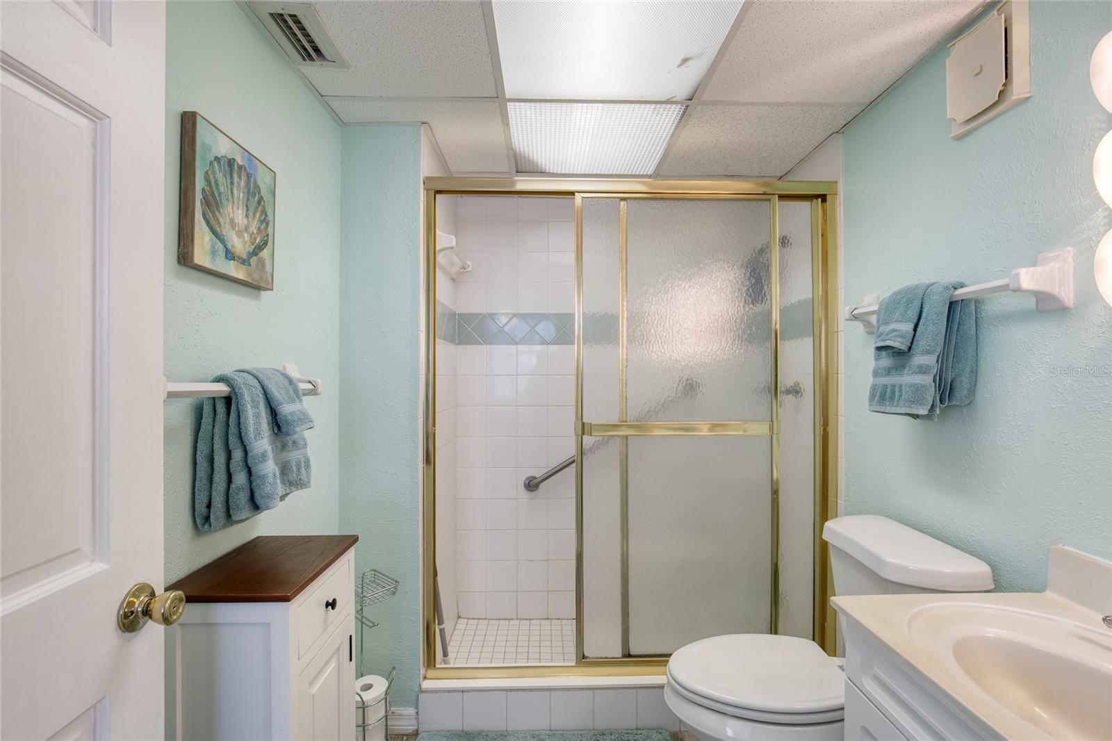 Image 21 of 44 For 915 Ocean Shore Boulevard 2010