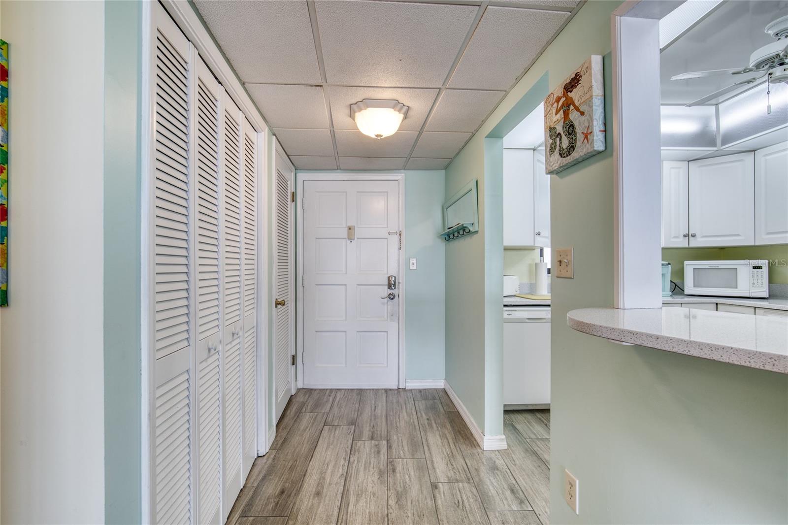 Image 5 of 44 For 915 Ocean Shore Boulevard 2010