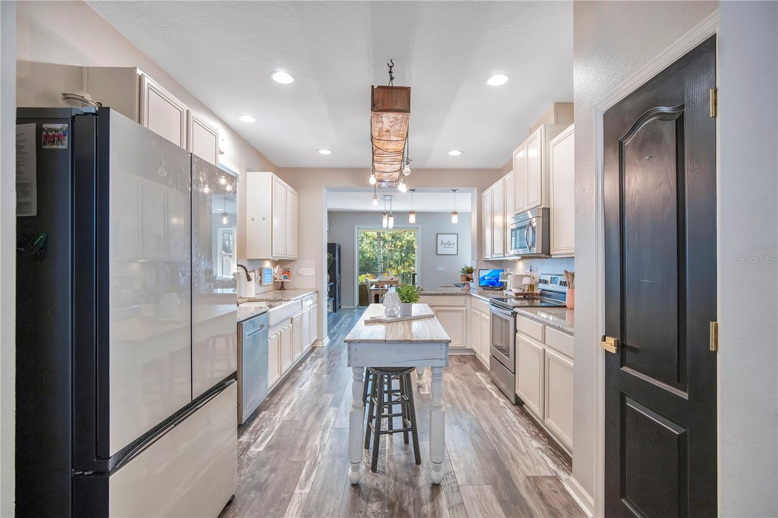 Image 11 of 43 For 171 Pergola Place