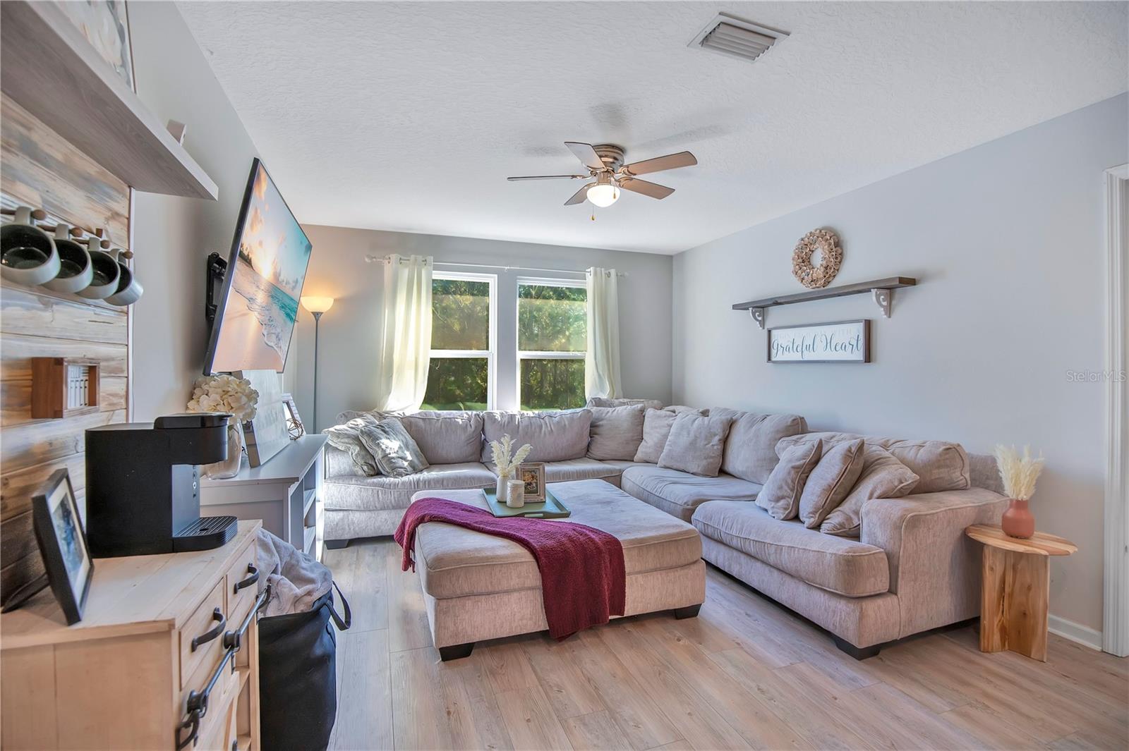 Image 15 of 43 For 171 Pergola Place