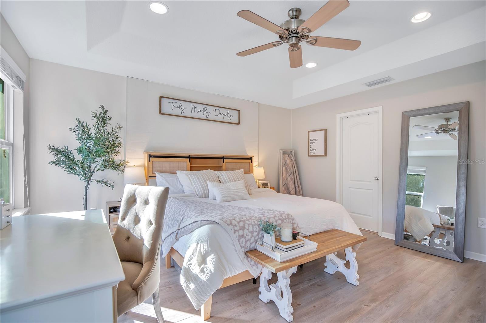 Image 17 of 43 For 171 Pergola Place