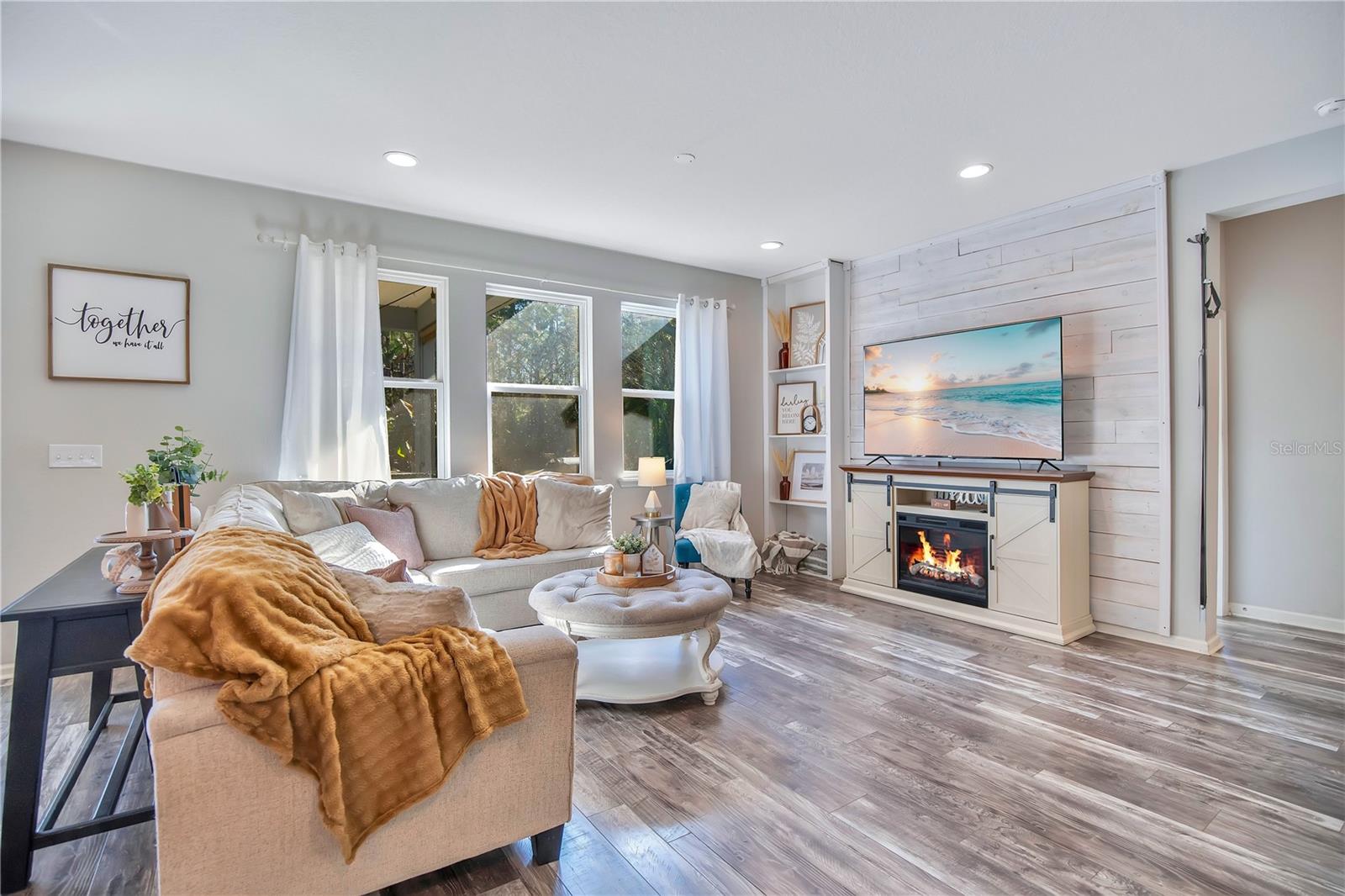 Image 4 of 43 For 171 Pergola Place