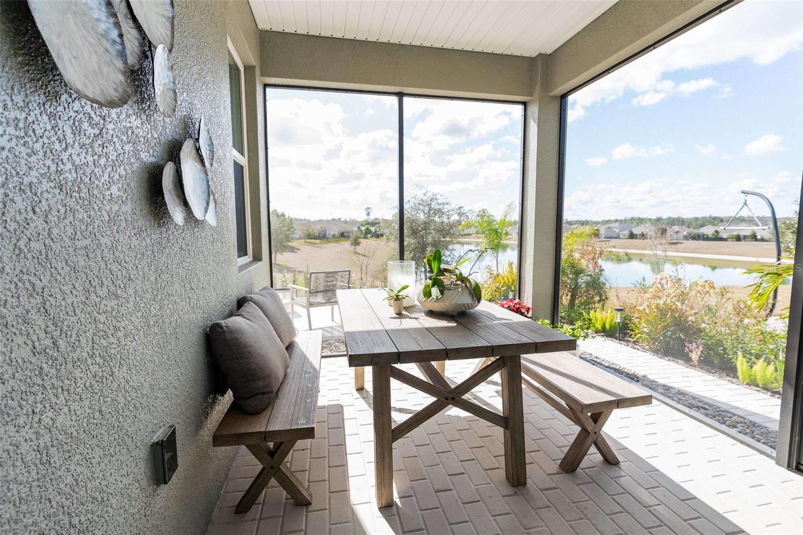 Image 15 of 20 For 1204 Victoria Hills Drive N