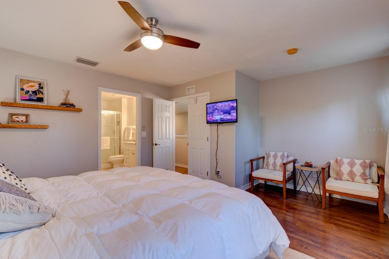 Image 14 of 35 For 428 Airport Road