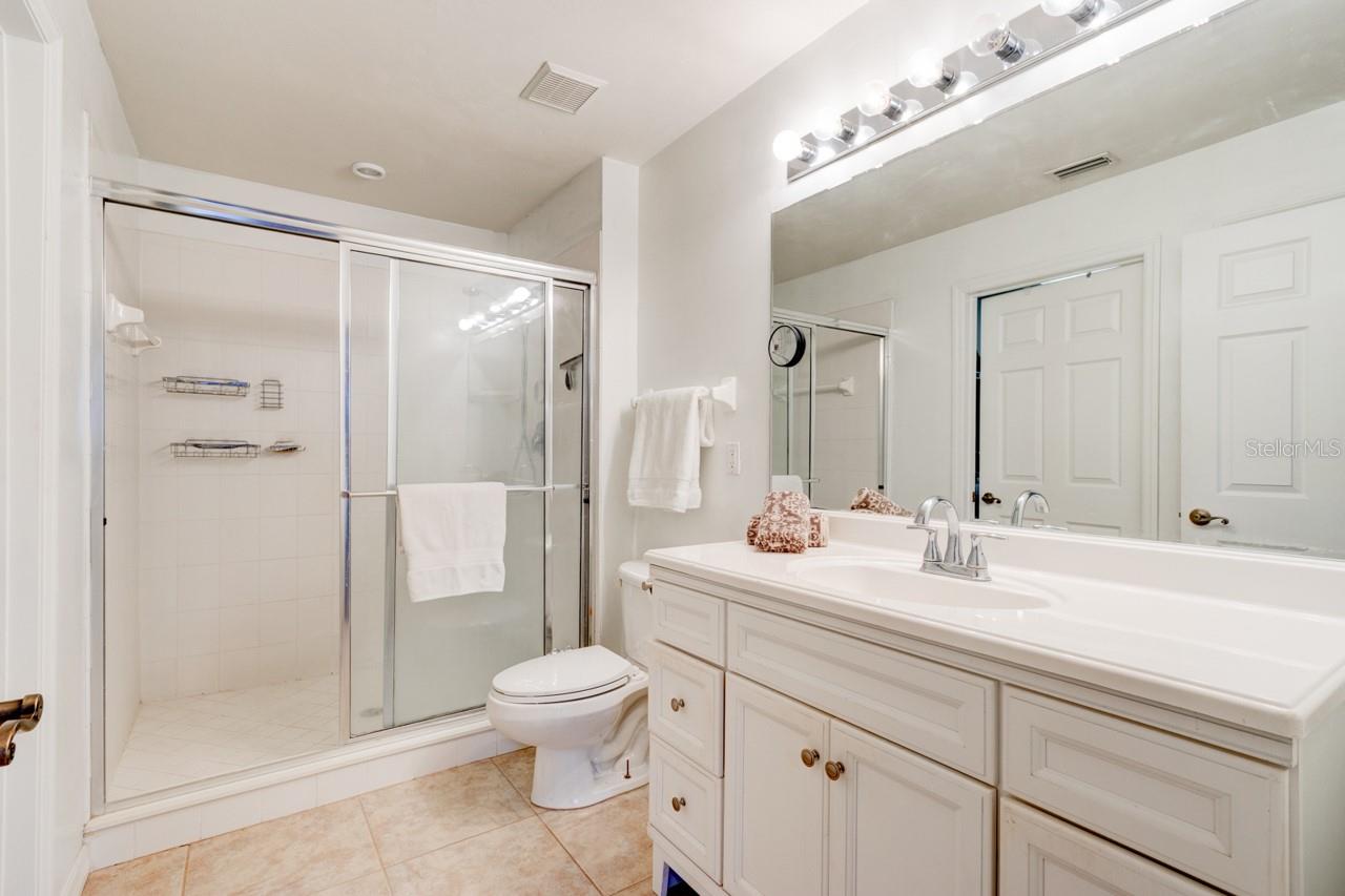 Image 16 of 35 For 428 Airport Road