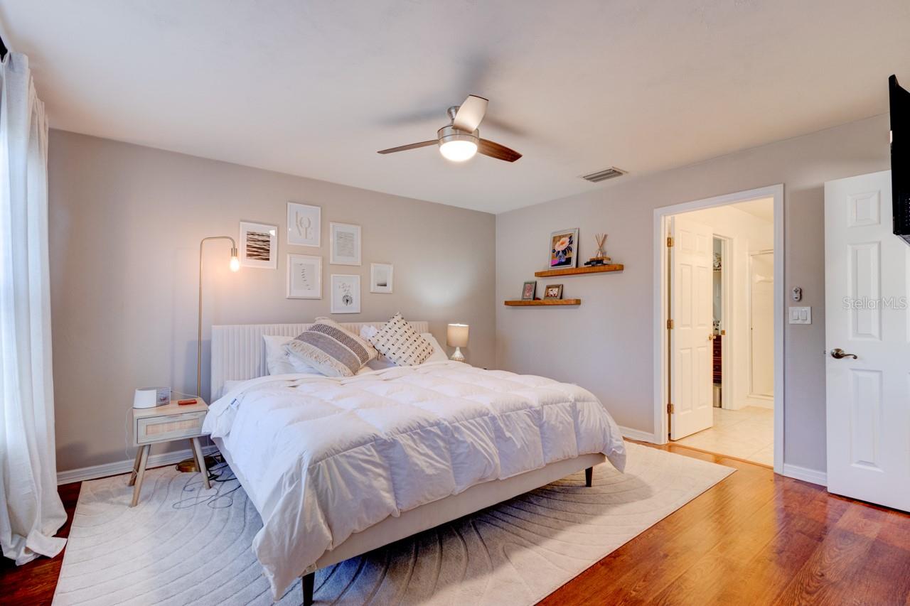 Image 17 of 35 For 428 Airport Road