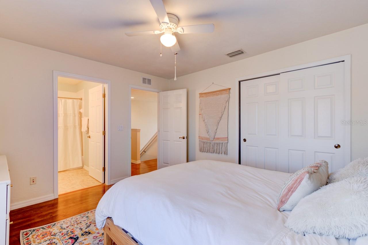 Image 18 of 35 For 428 Airport Road