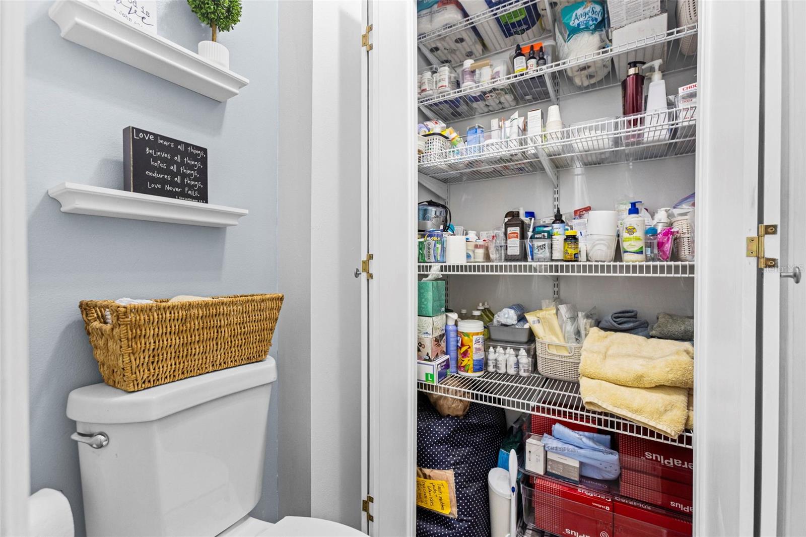 Image 18 of 31 For 2551 12th Square Sw