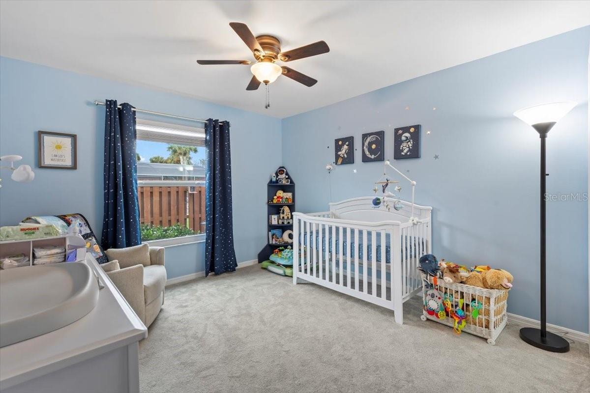 Image 36 of 66 For 132 Sea Street