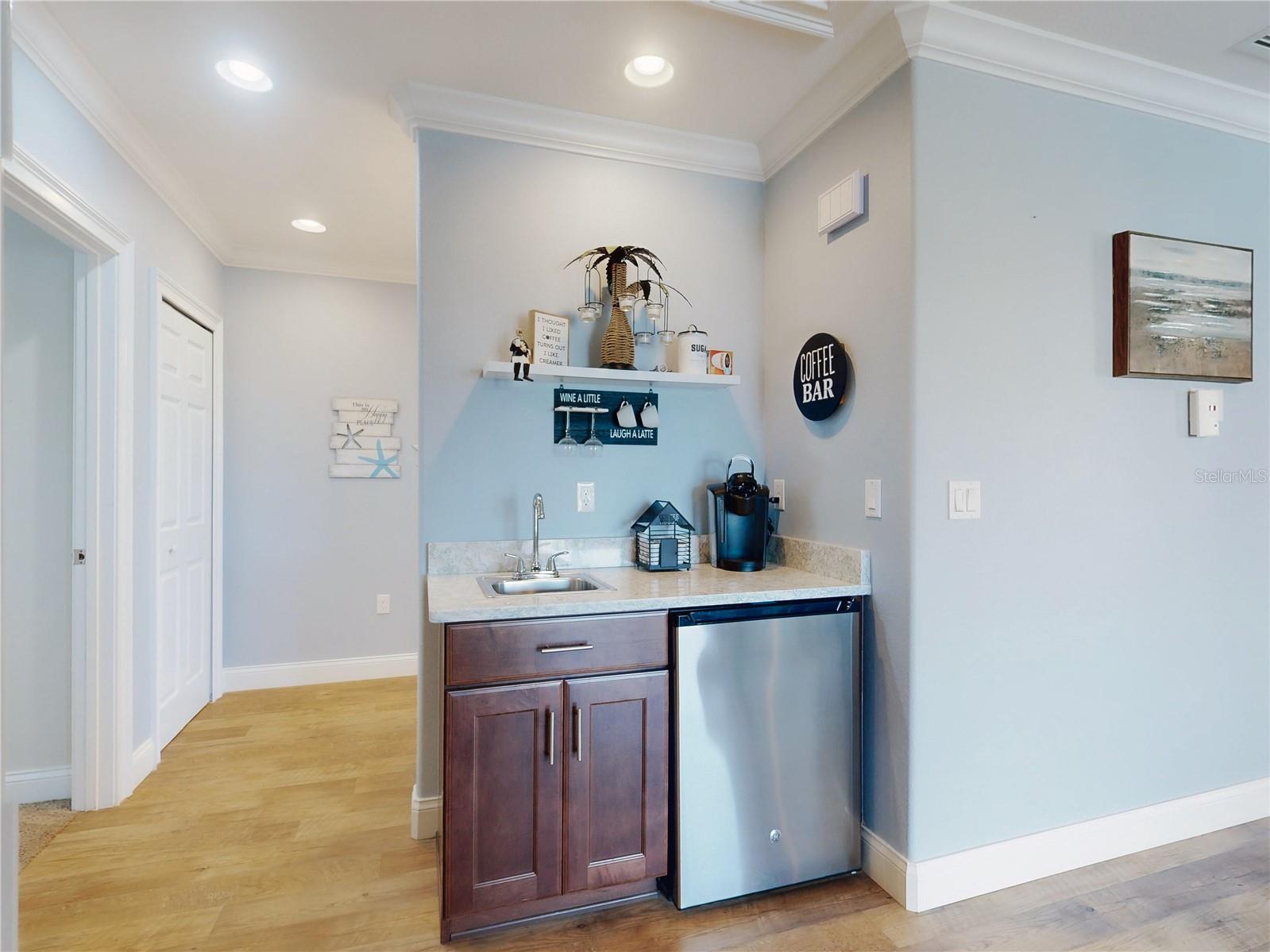 Image 37 of 68 For 435 Jessamine Avenue