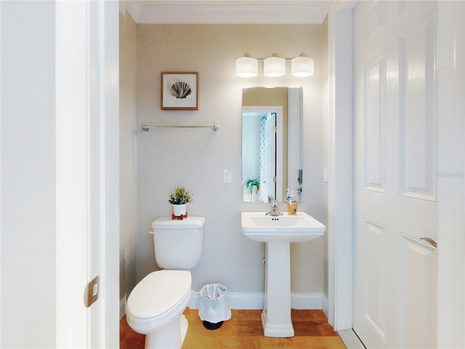 Image 8 of 68 For 435 Jessamine Avenue