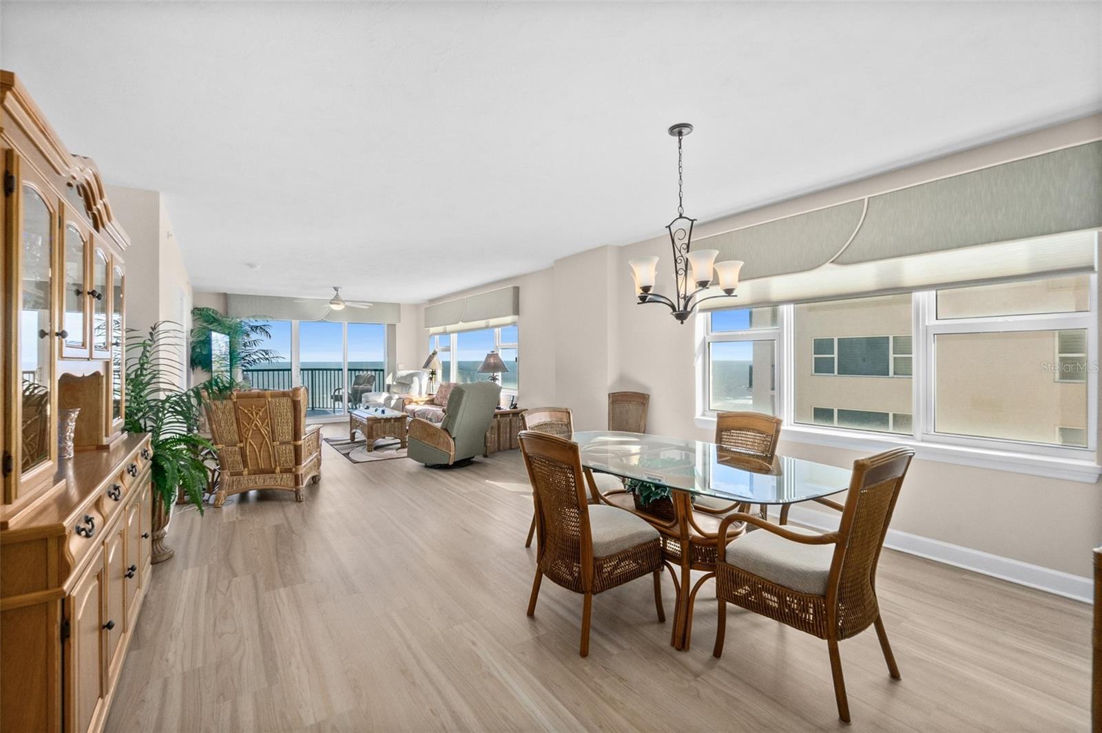 Image 11 of 57 For 3311 Atlantic Avenue 1704