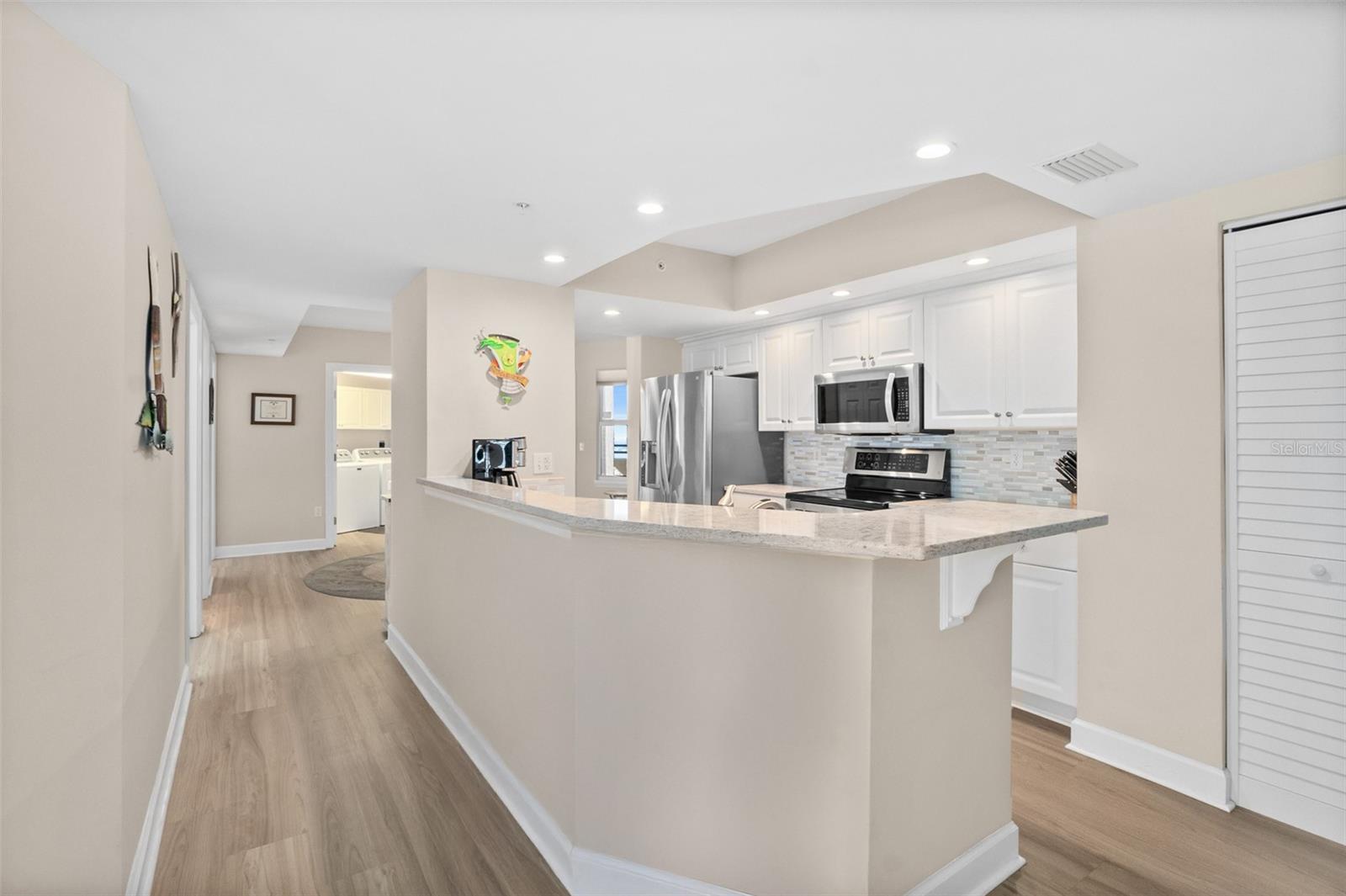 Image 12 of 57 For 3311 Atlantic Avenue 1704