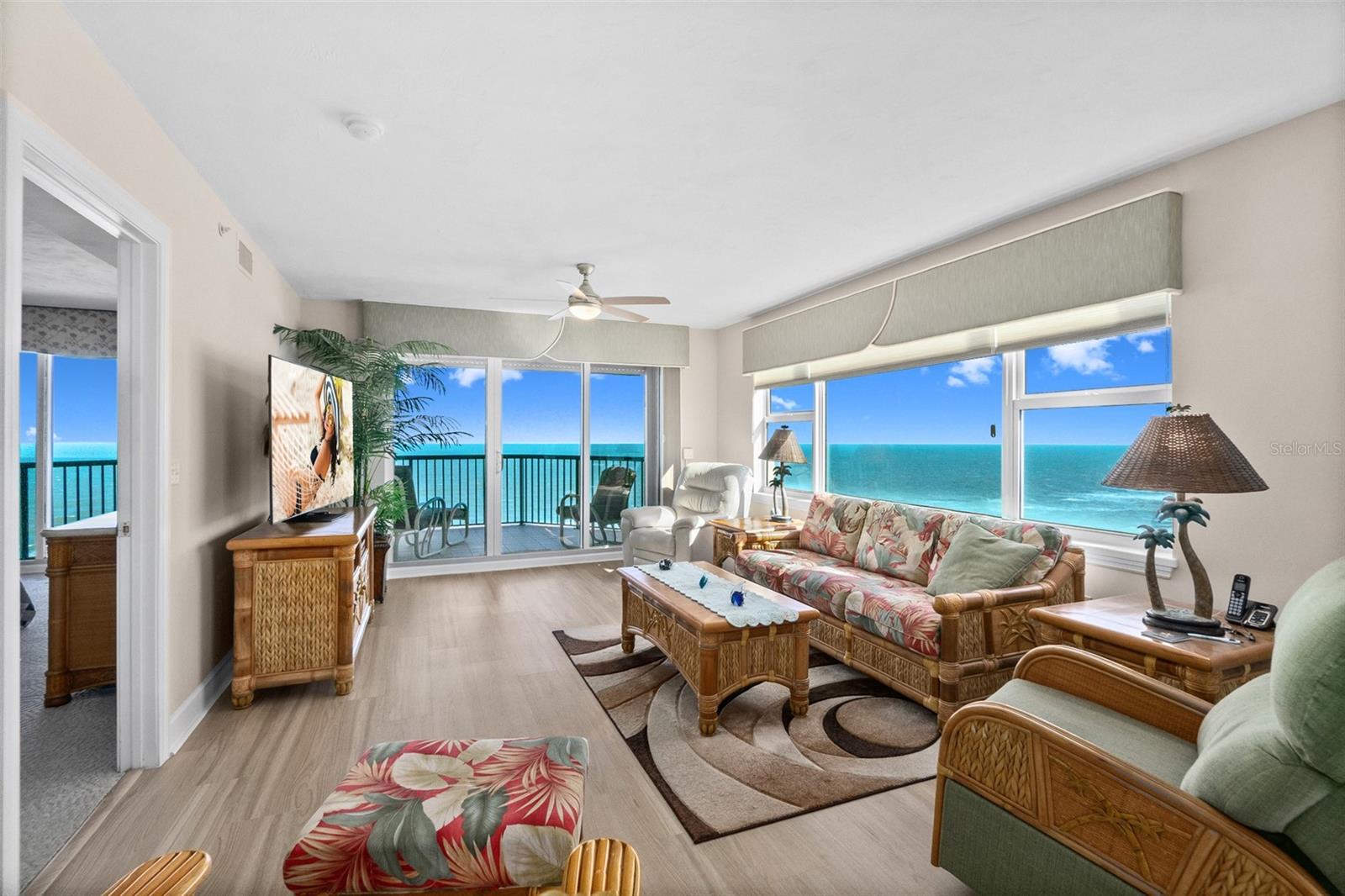 Image 2 of 57 For 3311 Atlantic Avenue 1704