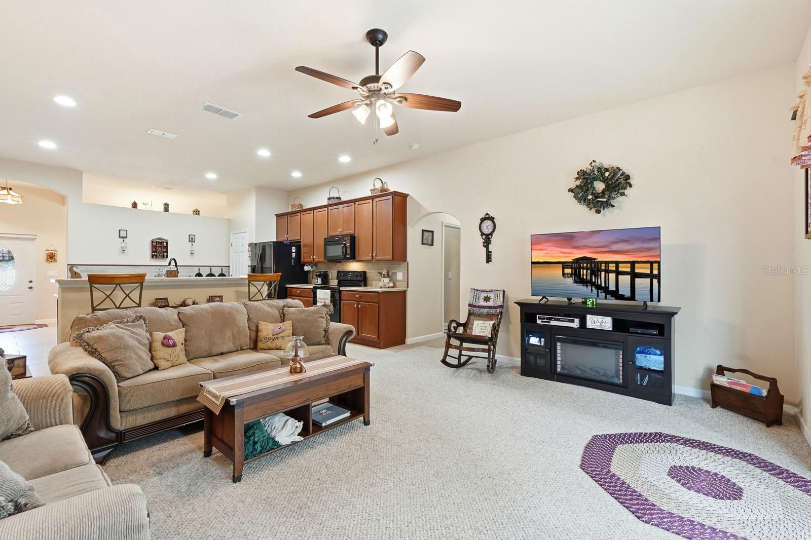 Image 13 of 59 For 3859 Ventnor Drive