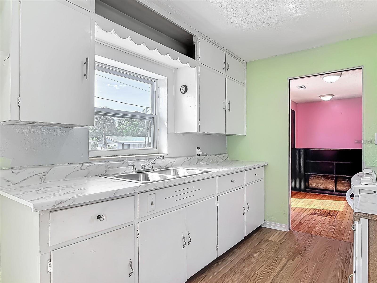 Image 12 of 44 For 243 Hull Avenue