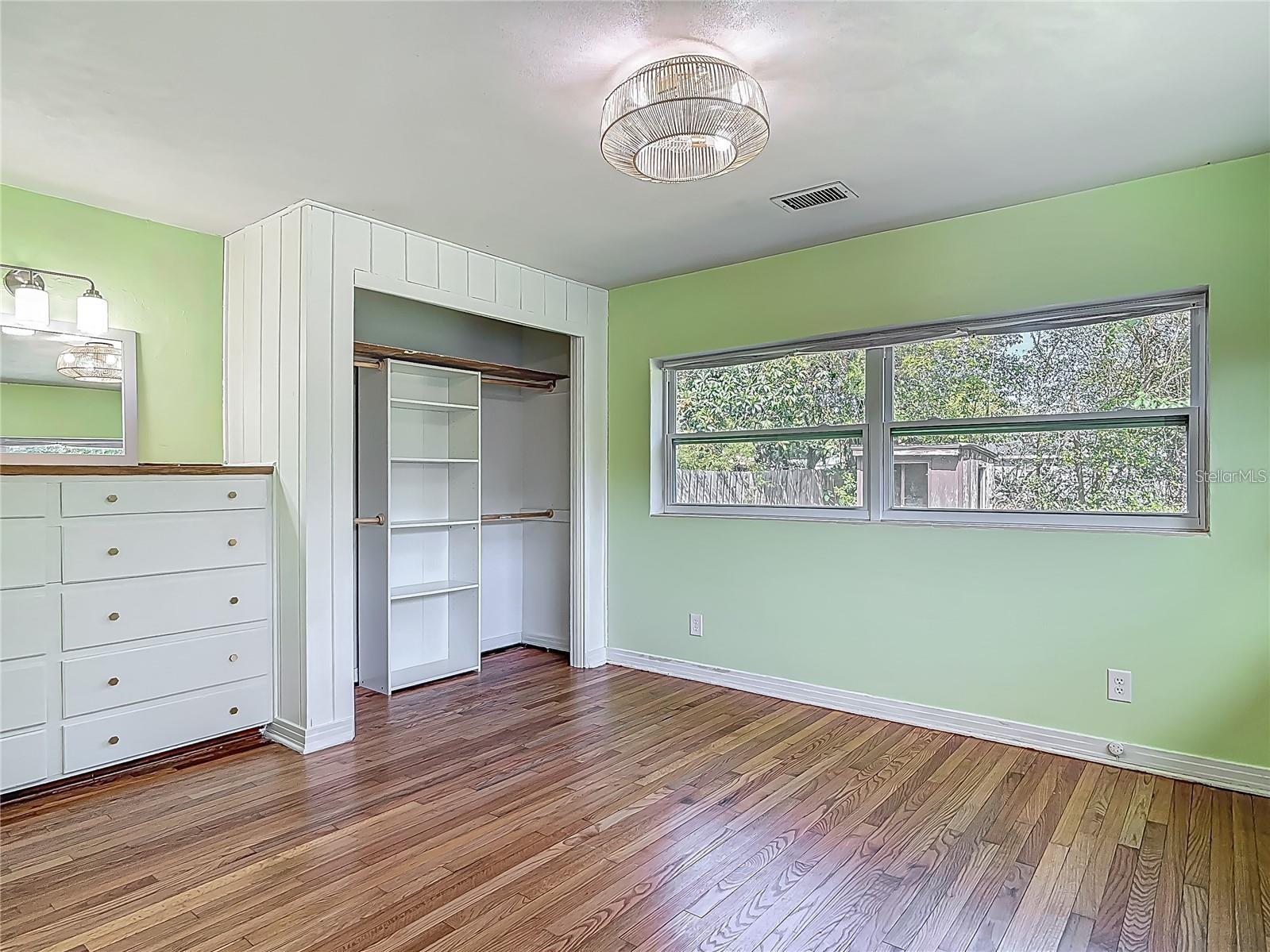 Image 15 of 44 For 243 Hull Avenue