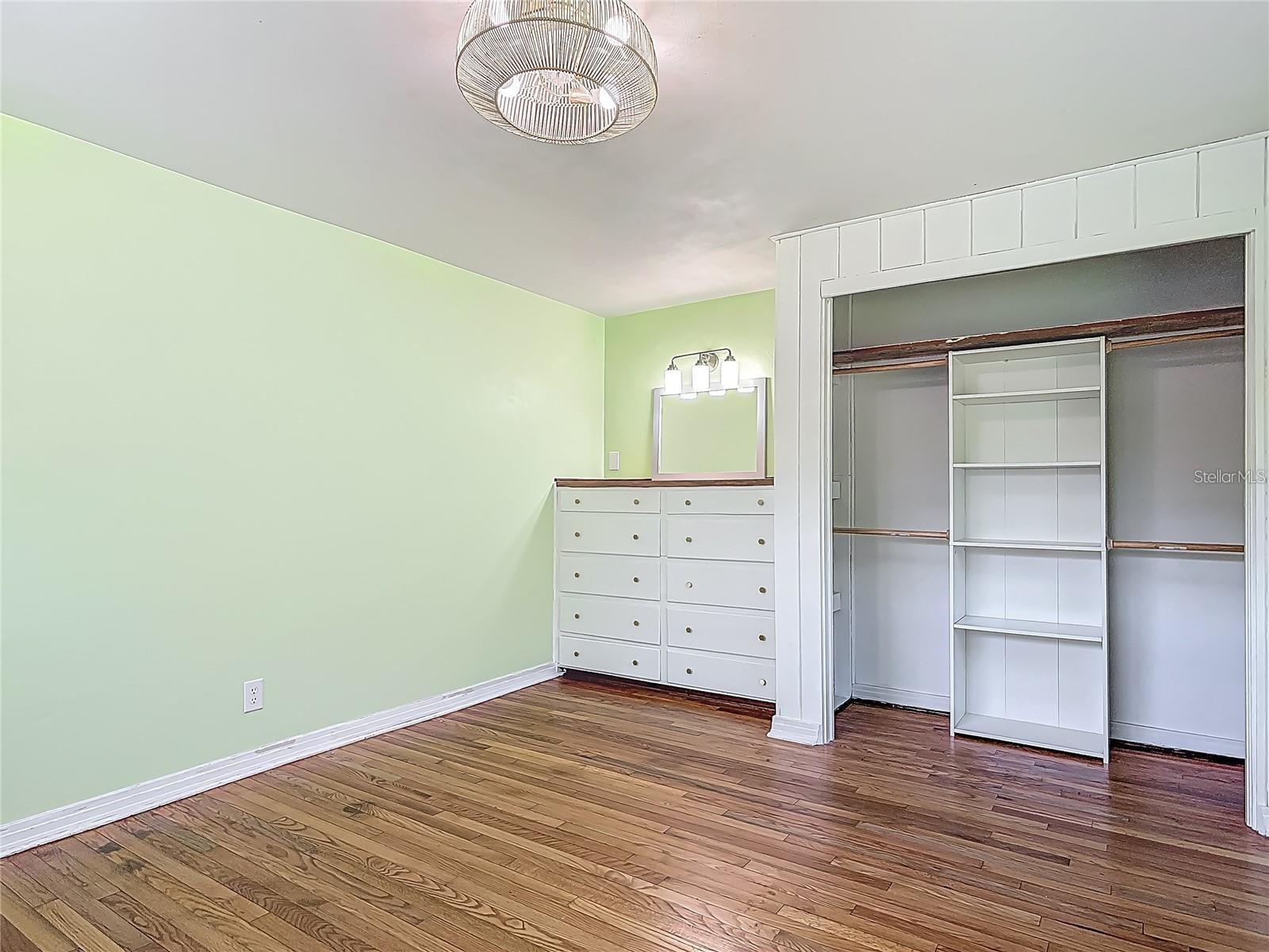 Image 16 of 44 For 243 Hull Avenue