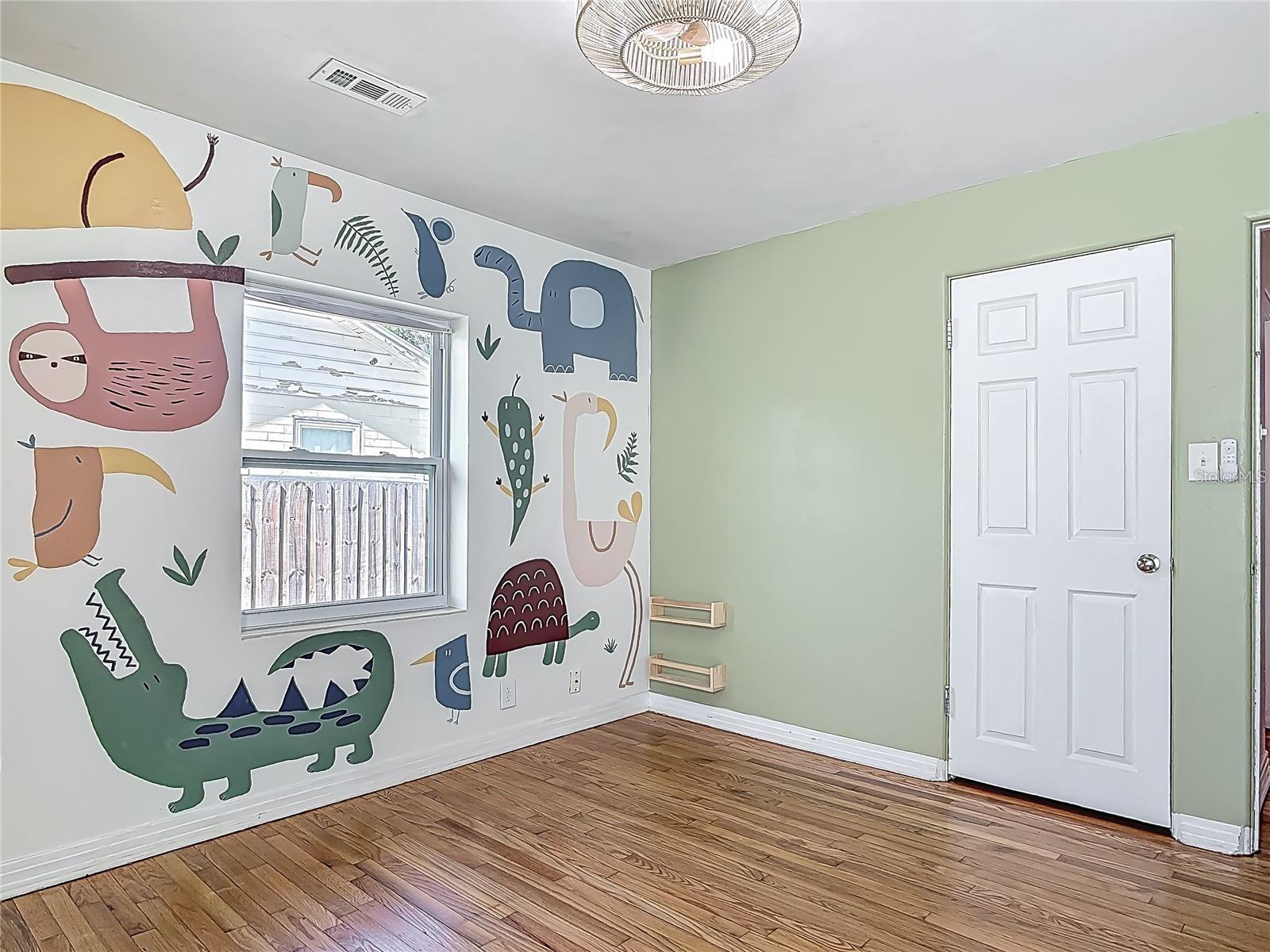 Image 25 of 44 For 243 Hull Avenue