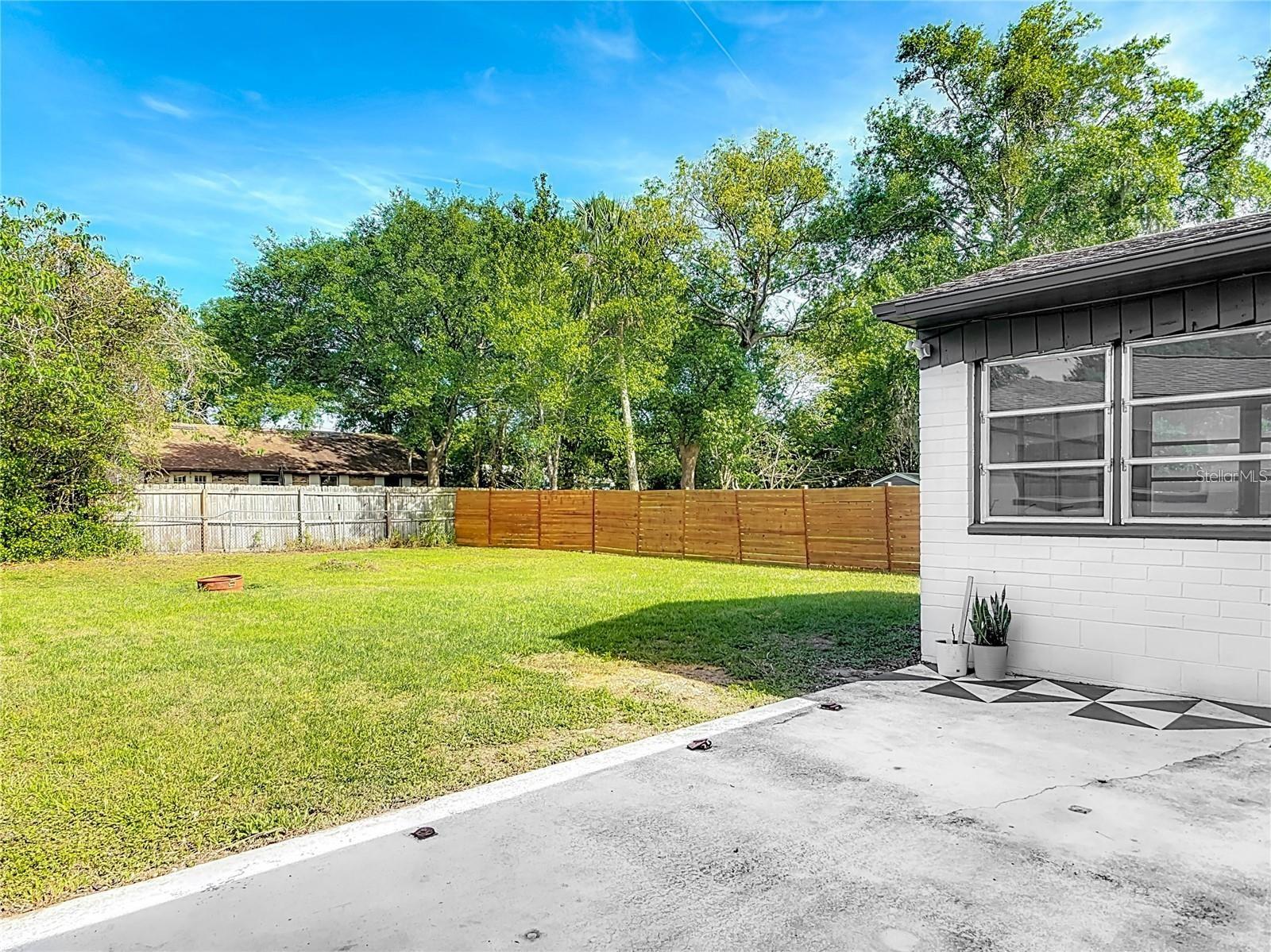 Image 32 of 44 For 243 Hull Avenue