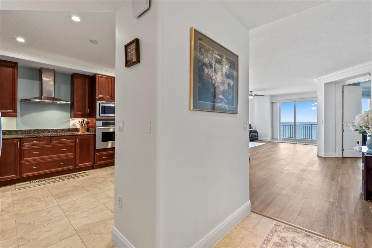 Image 17 of 69 For 2515 Atlantic Avenue 1004