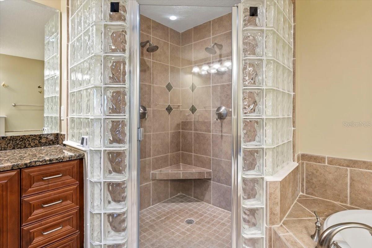 Image 34 of 69 For 2515 Atlantic Avenue 1004