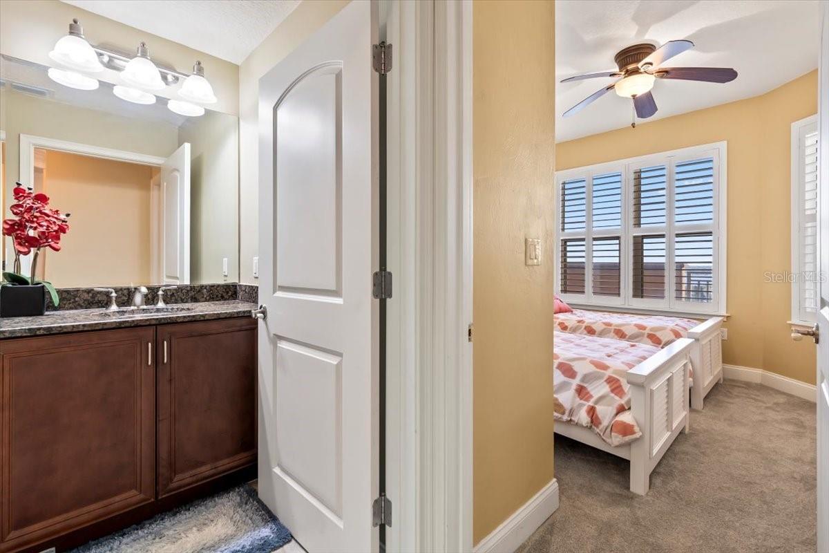 Image 39 of 69 For 2515 Atlantic Avenue 1004