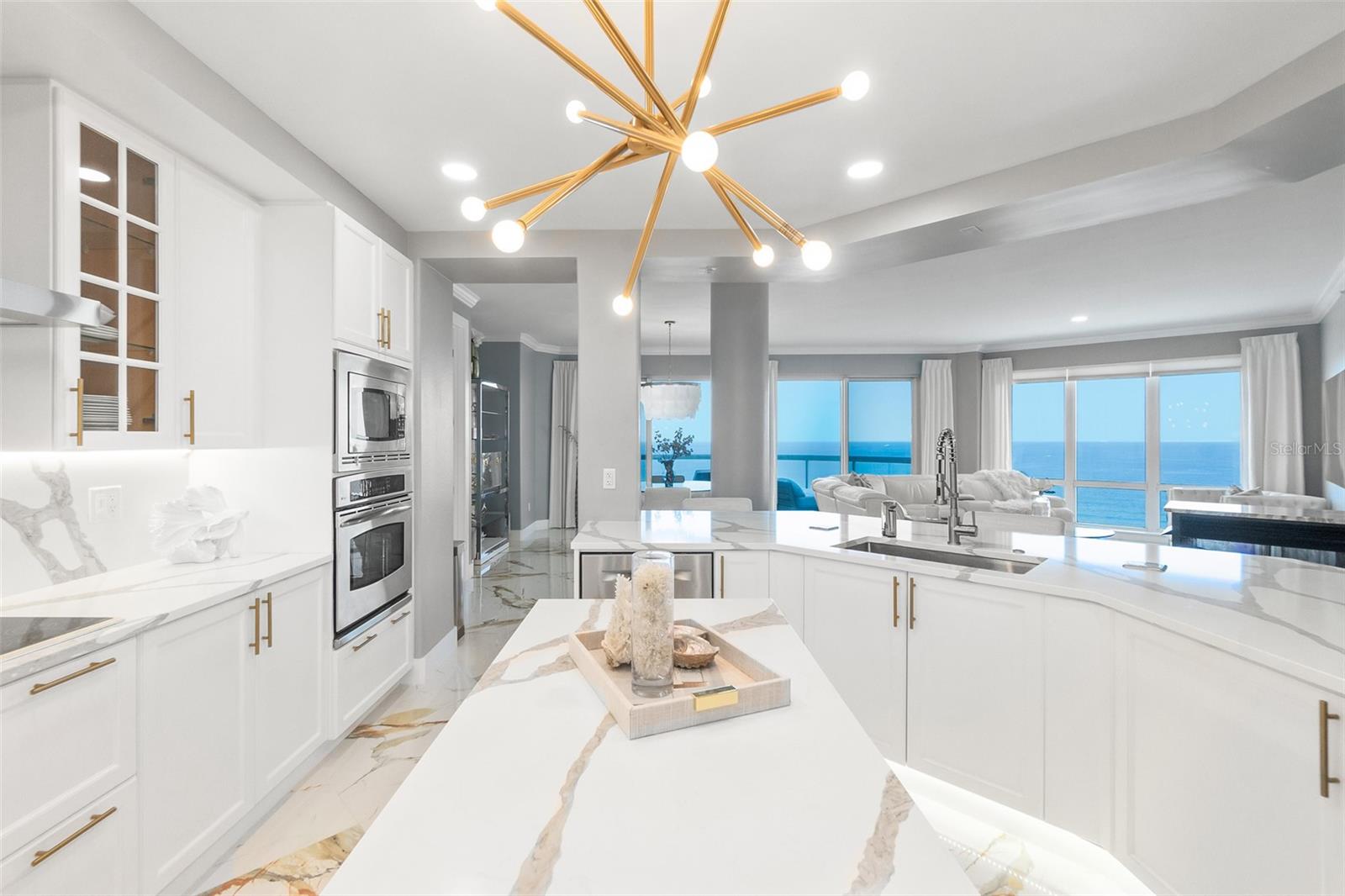 Image 14 of 76 For 3703 Atlantic Avenue 908