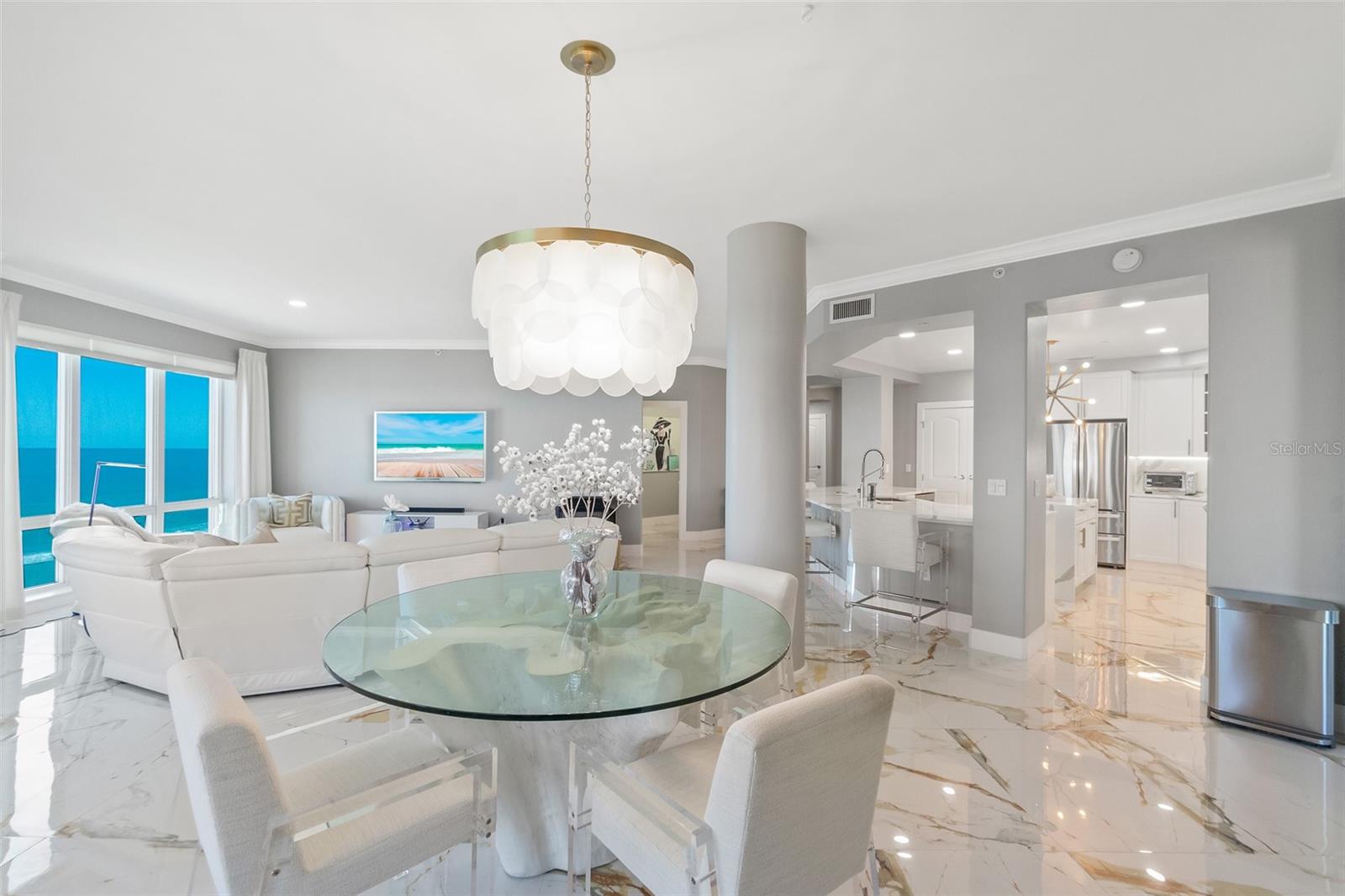 Image 19 of 76 For 3703 Atlantic Avenue 908