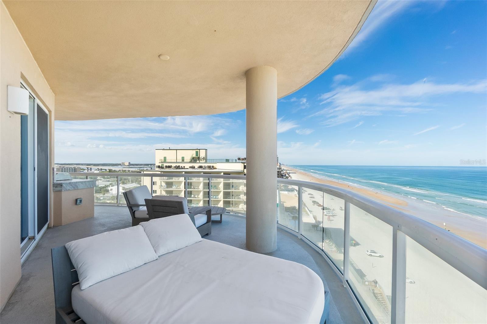 Image 2 of 76 For 3703 Atlantic Avenue 908