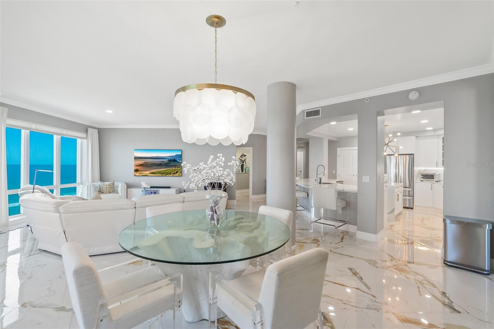 Image 20 of 76 For 3703 Atlantic Avenue 908